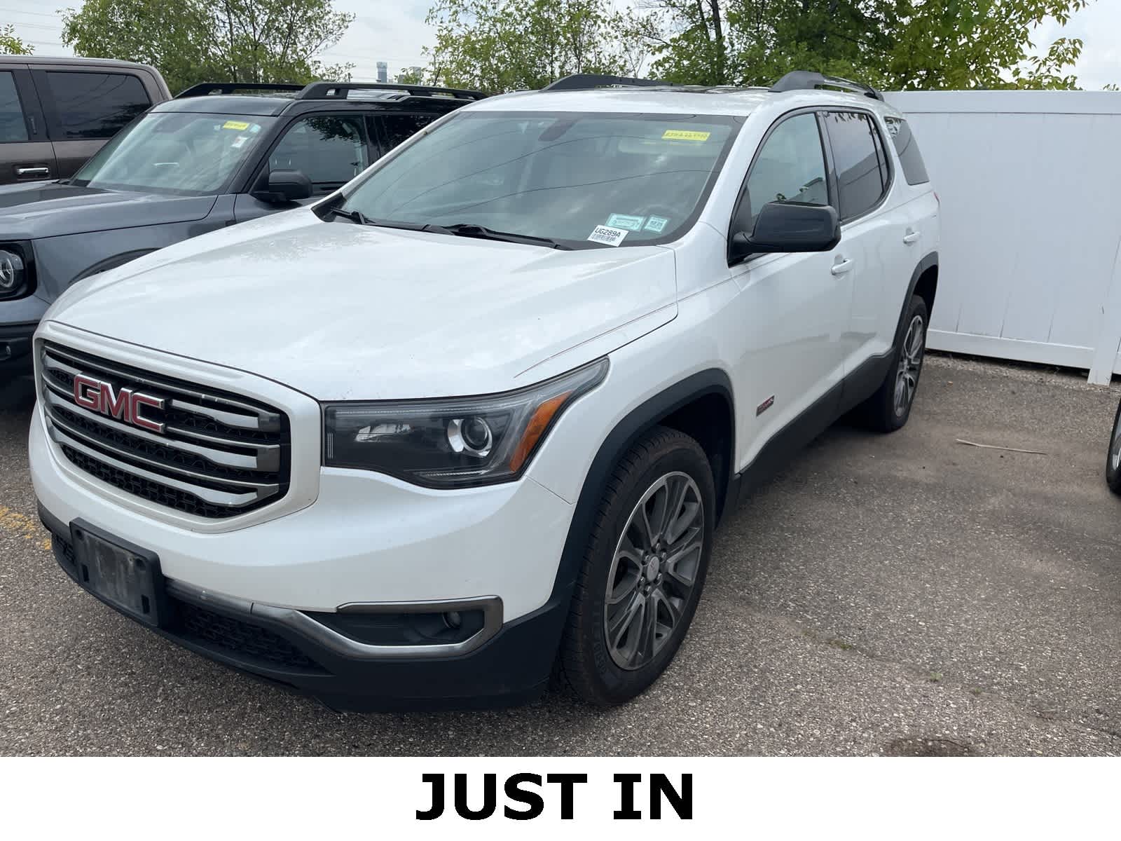 Thumbnail: 2017 GMC Acadia - 1