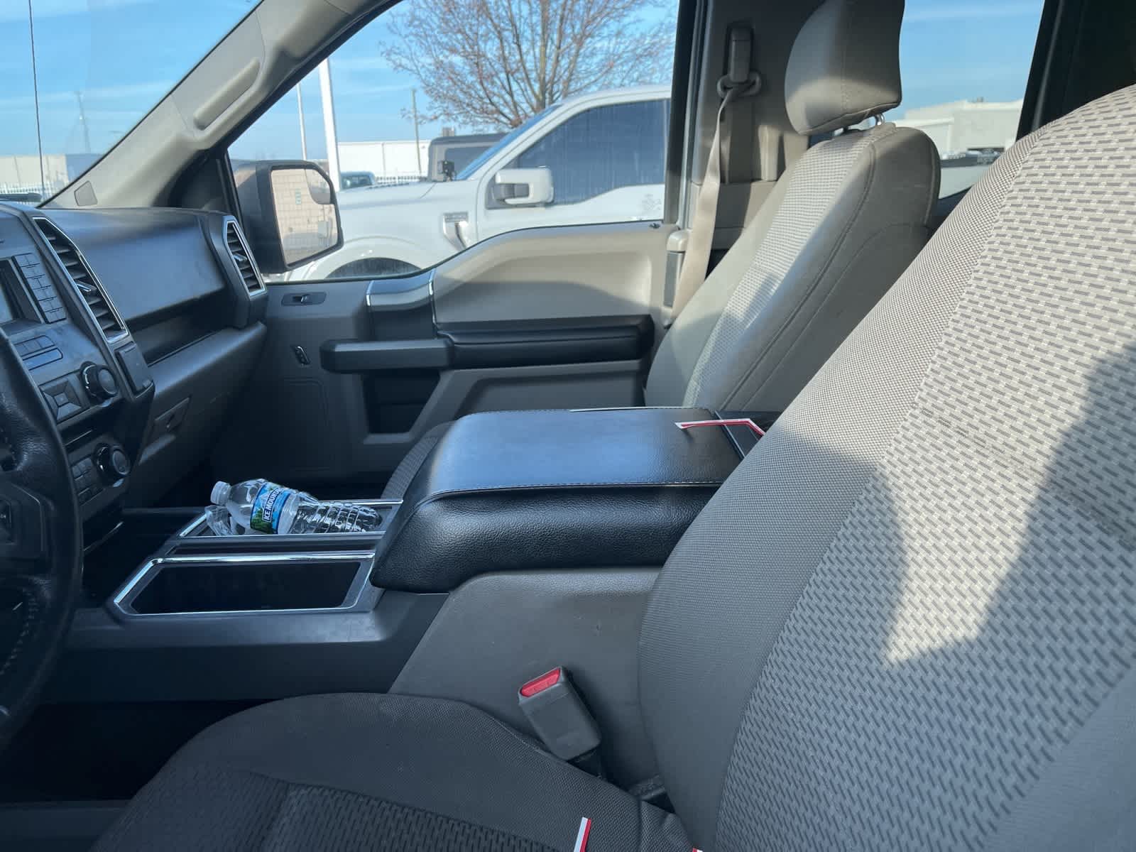 Thumbnail: 2016 Ford F-150 - 24