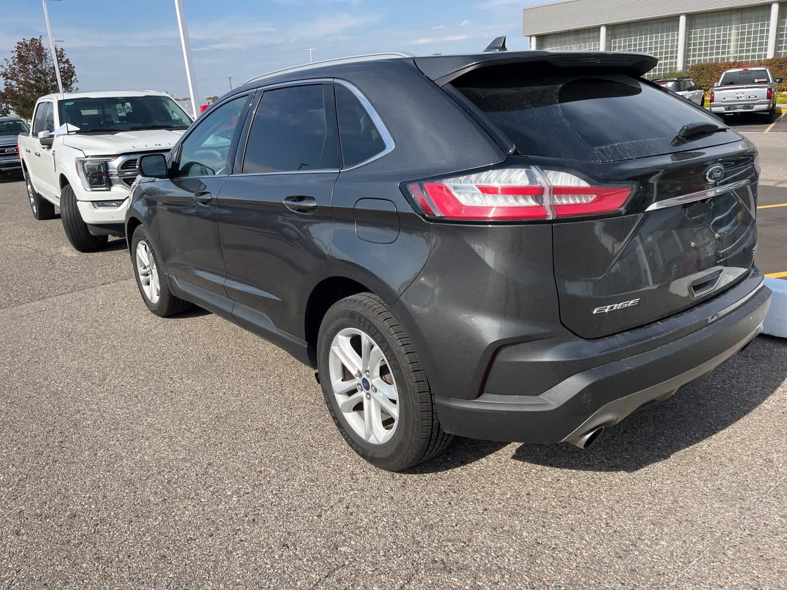 Thumbnail: 2020 Ford Edge - 10