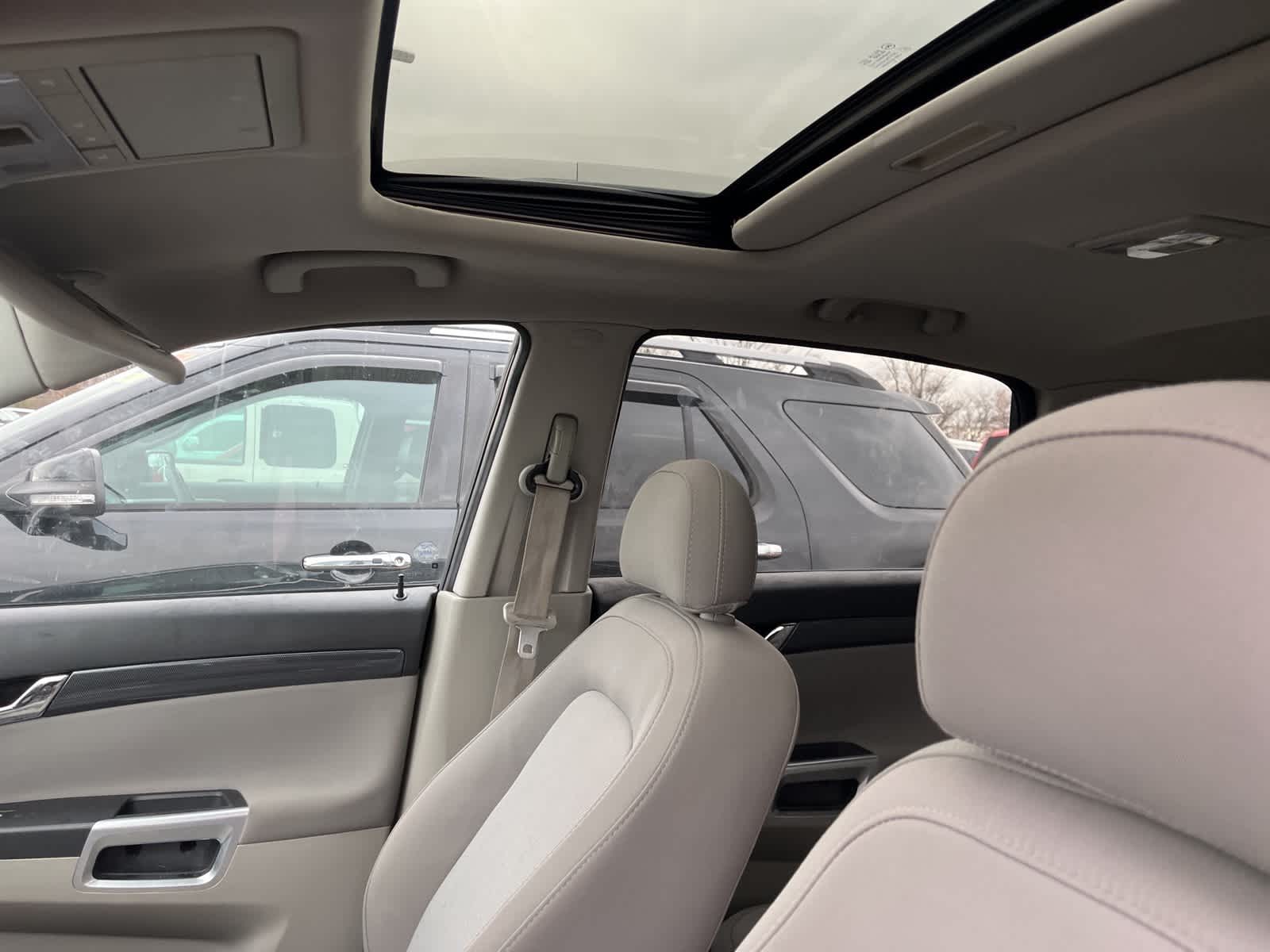 Thumbnail: 2008 Saturn VUE - 24