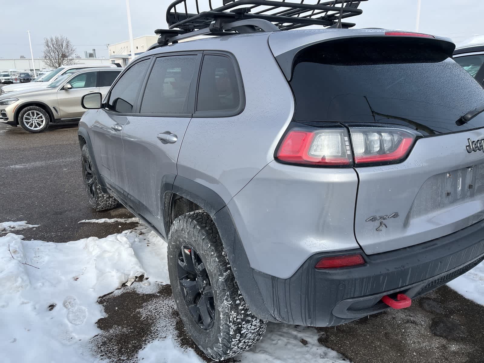 Thumbnail: 2020 Jeep Cherokee - 11