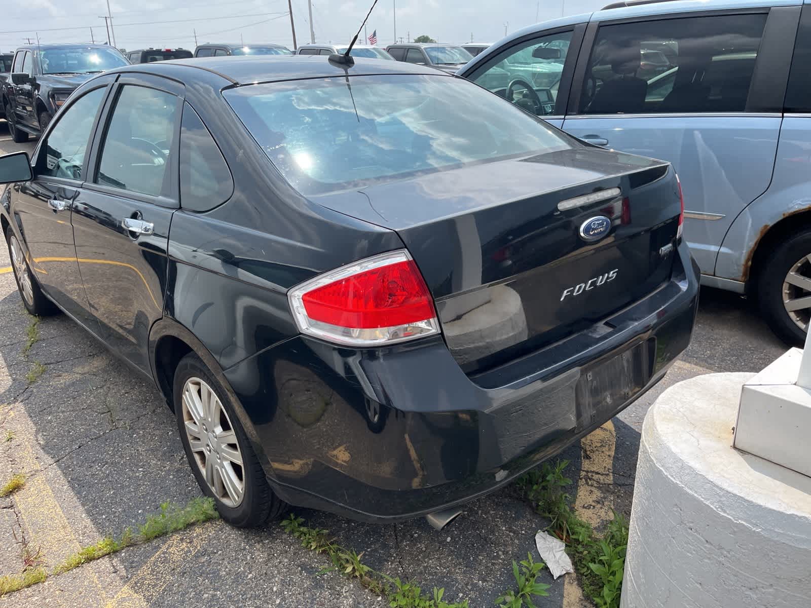 Thumbnail: 2010 Ford Focus - 8