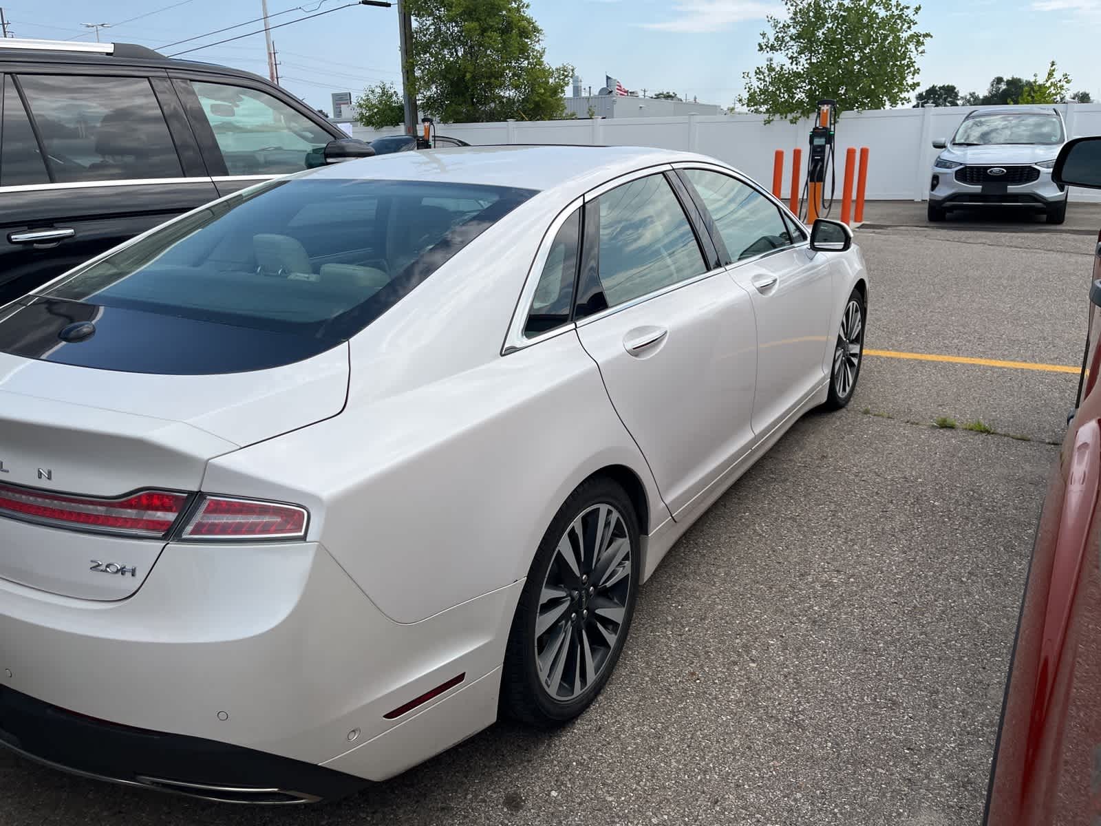 Thumbnail: 2019 Lincoln MKZ - 15