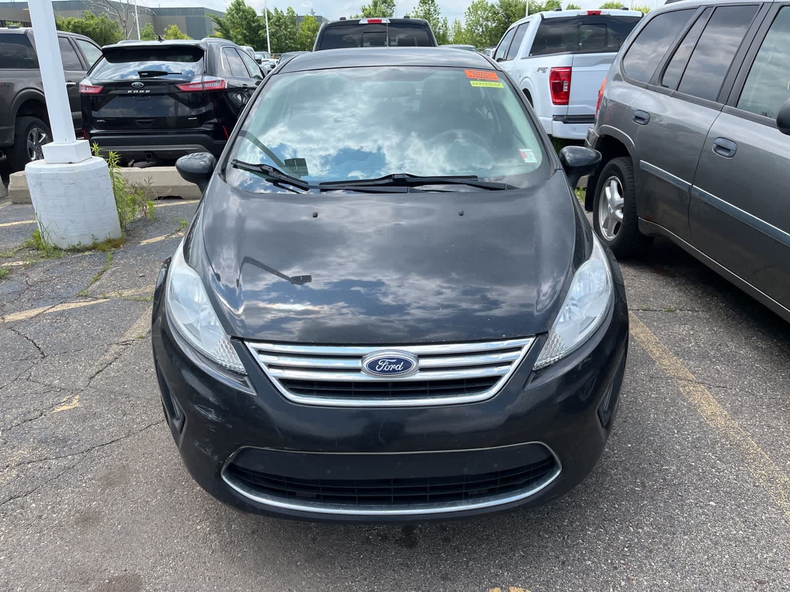 Thumbnail: 2011 Ford Fiesta - 18