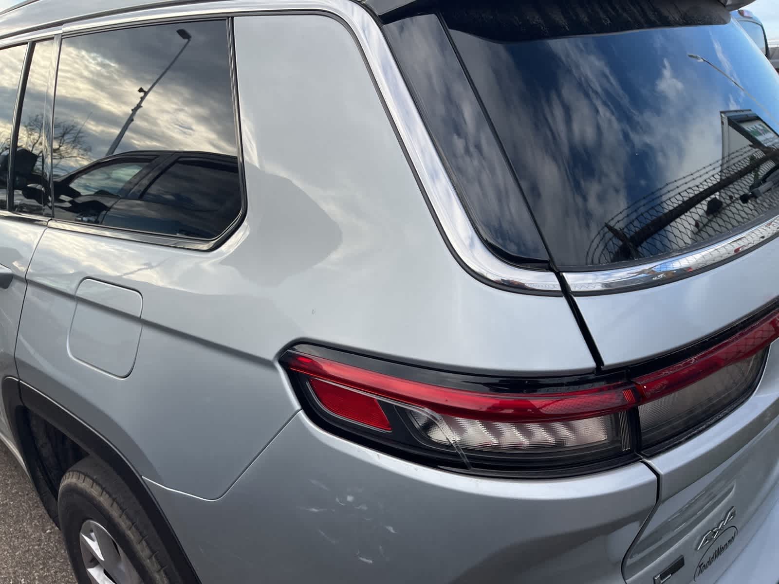 Thumbnail: 2021 Jeep Grand Cherokee L - 9