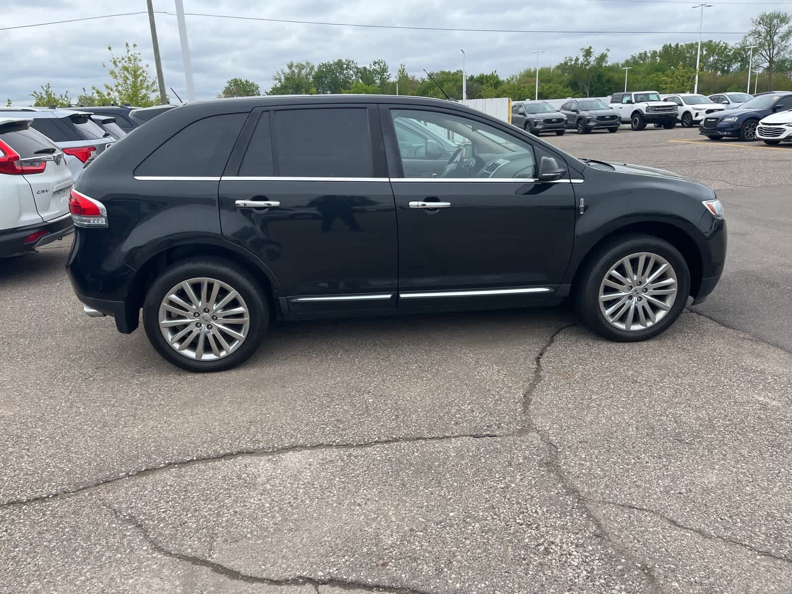 Thumbnail: 2013 Lincoln MKX - 10