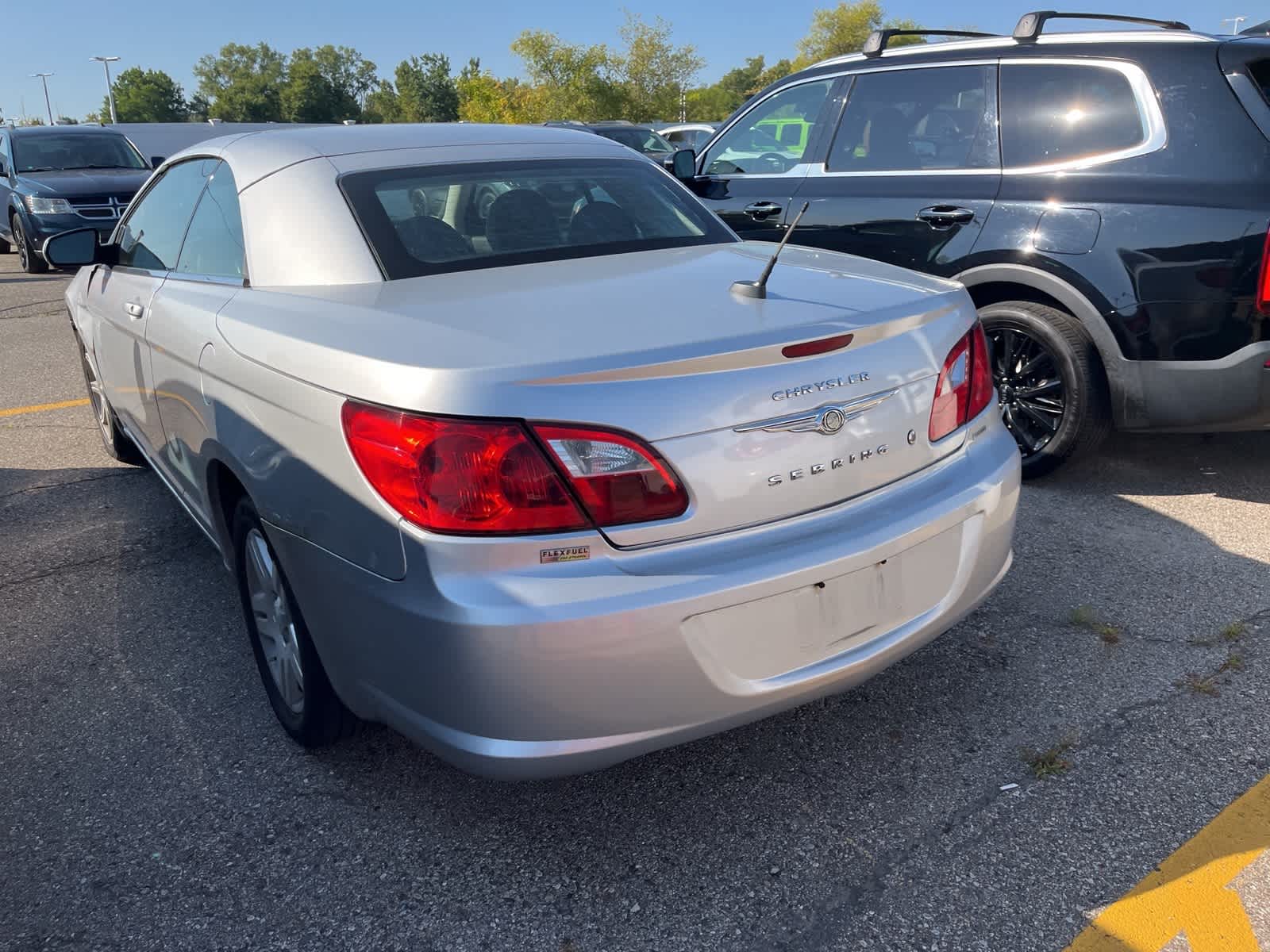 Thumbnail: 2009 Chrysler Sebring - 10