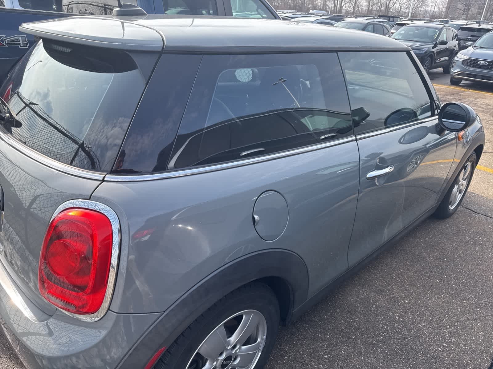 Thumbnail: 2019 MINI Cooper Hardtop - 16