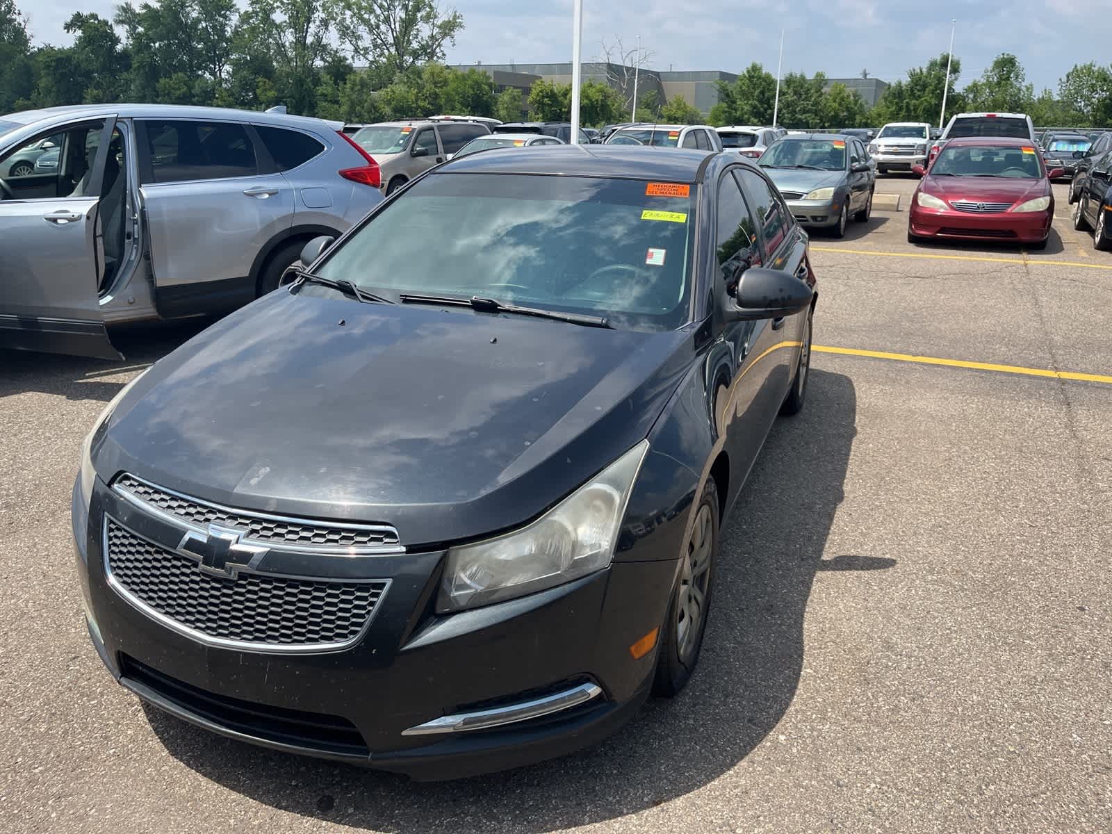 Thumbnail: 2014 Chevrolet Cruze - 3