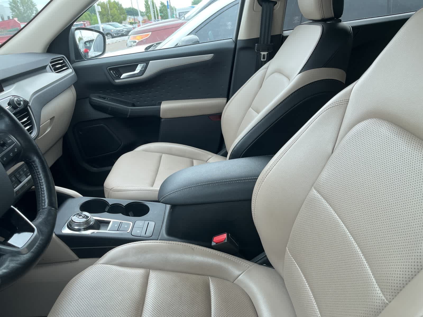 Thumbnail: 2020 Ford Escape - 20