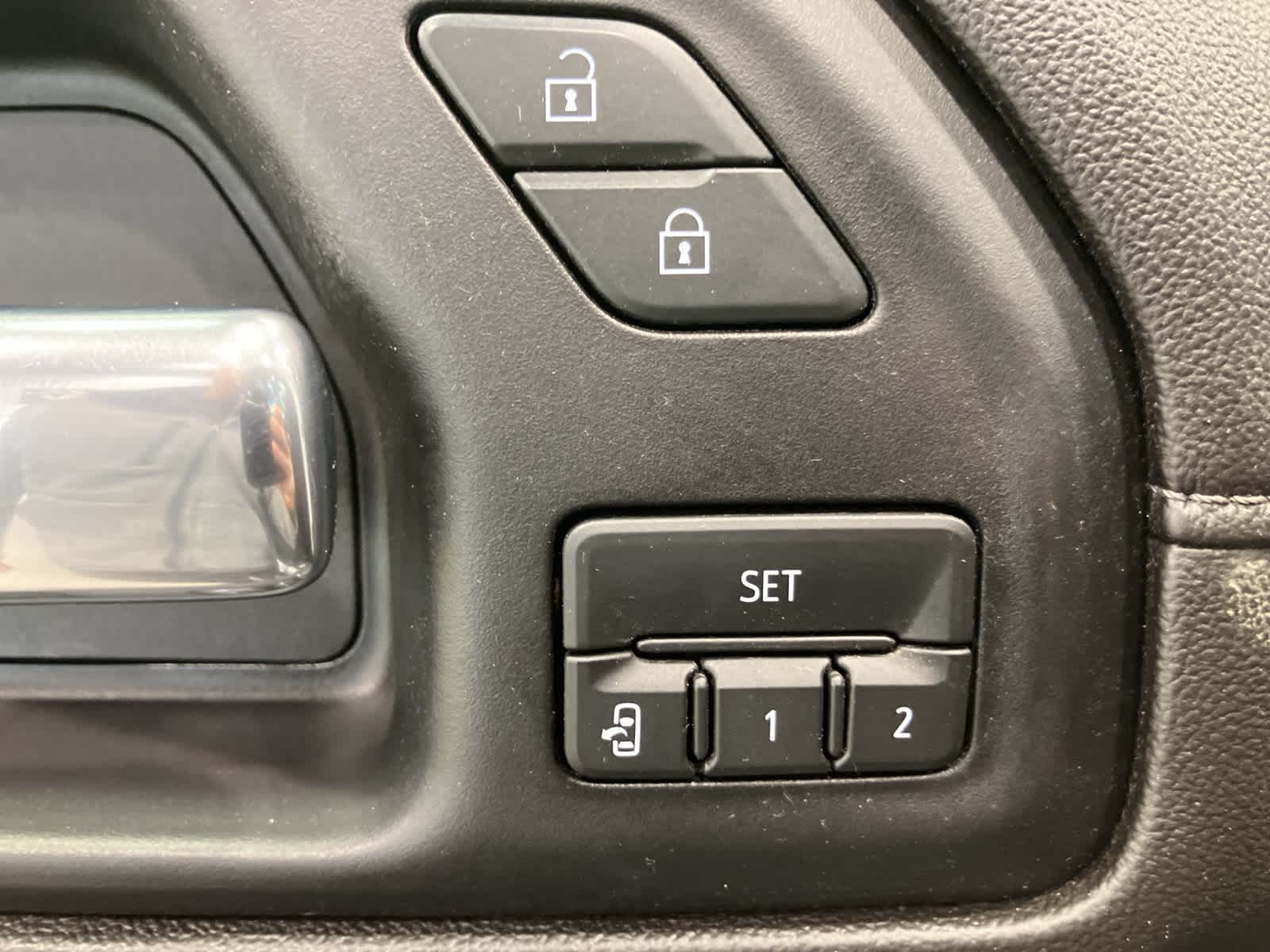 Thumbnail: 2020 GMC Sierra 3500 - 17