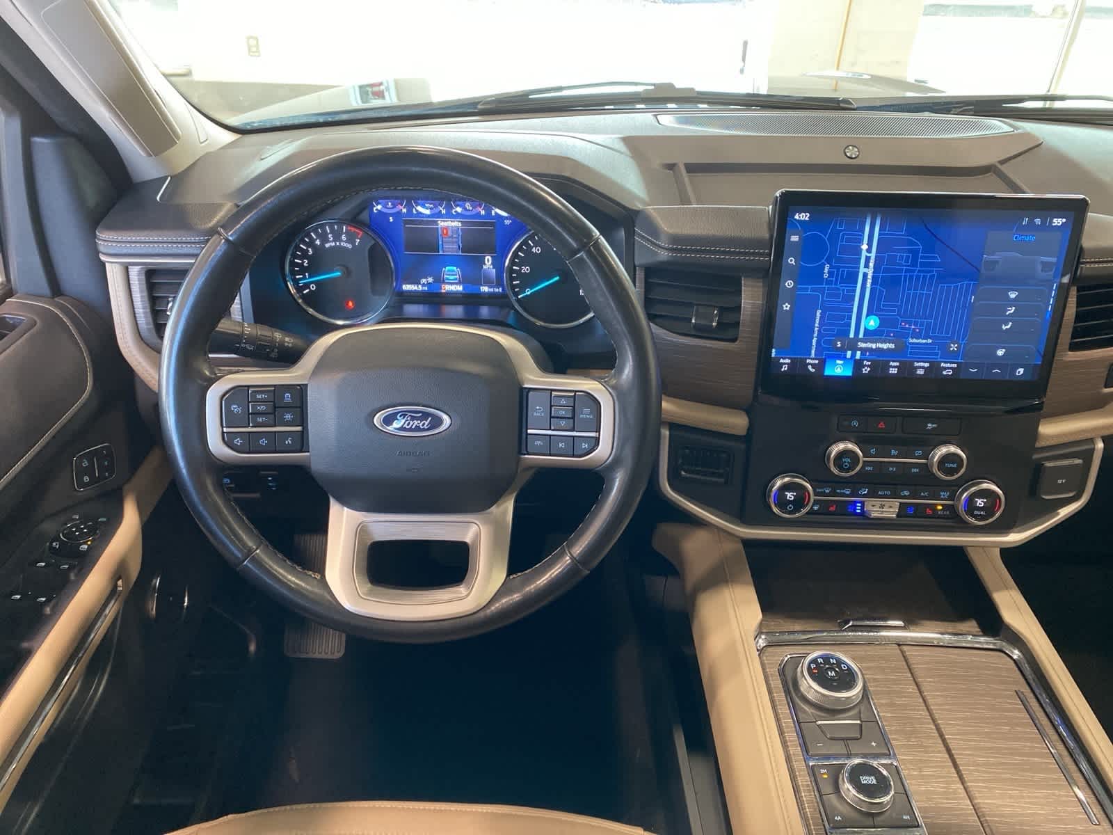 Thumbnail: 2023 Ford Expedition - 15