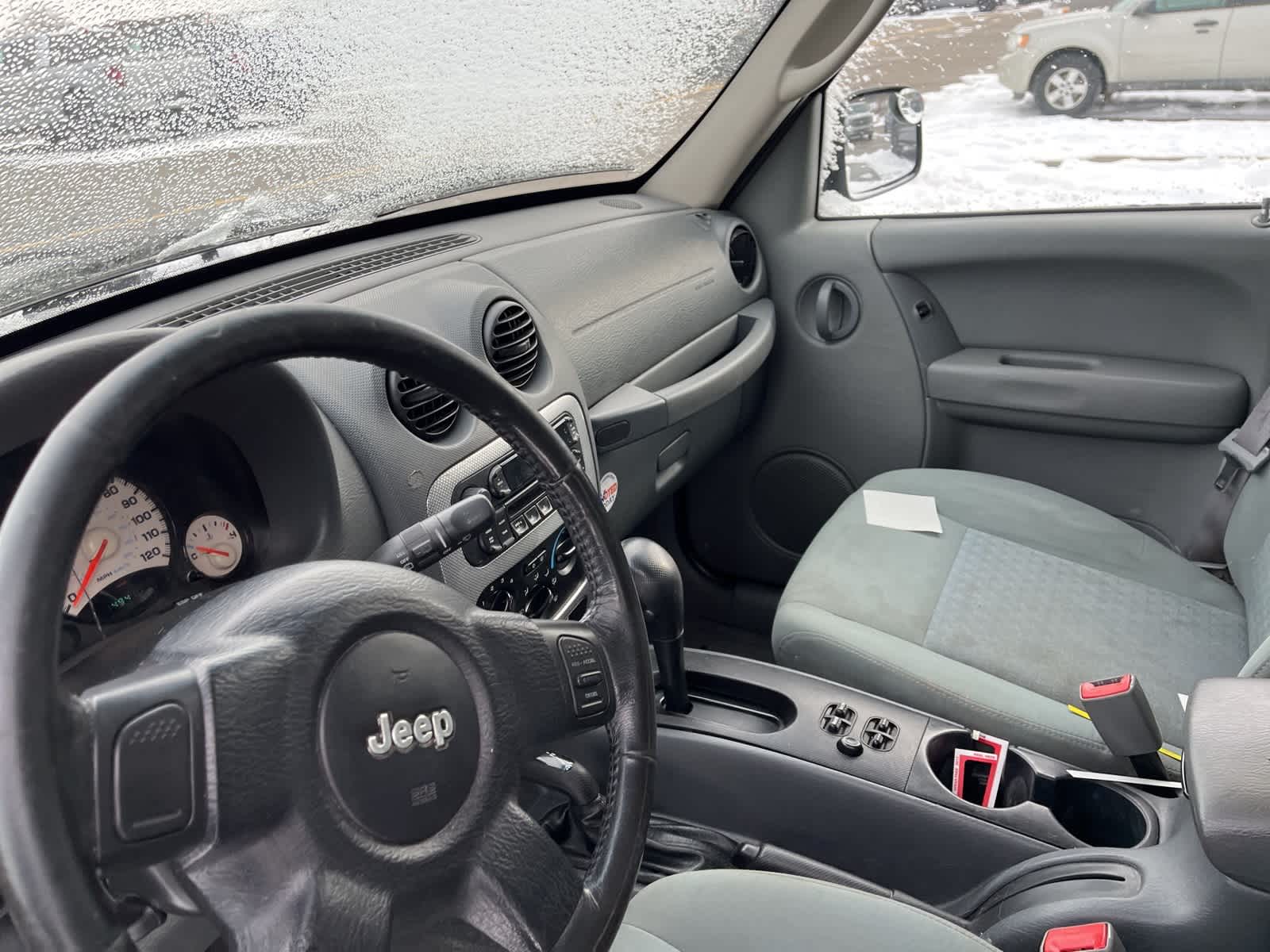 Thumbnail: 2006 Jeep Liberty - 25