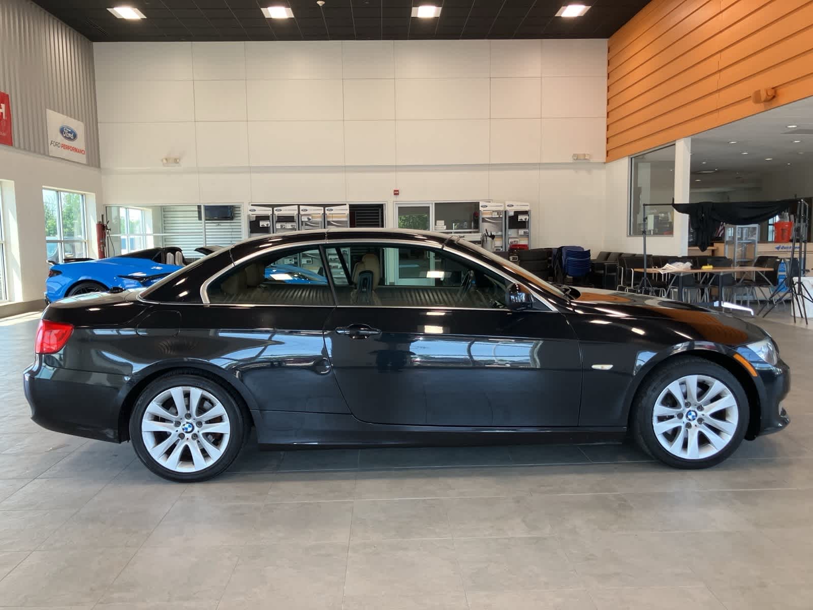 Thumbnail: 2013 BMW 3 Series - 4