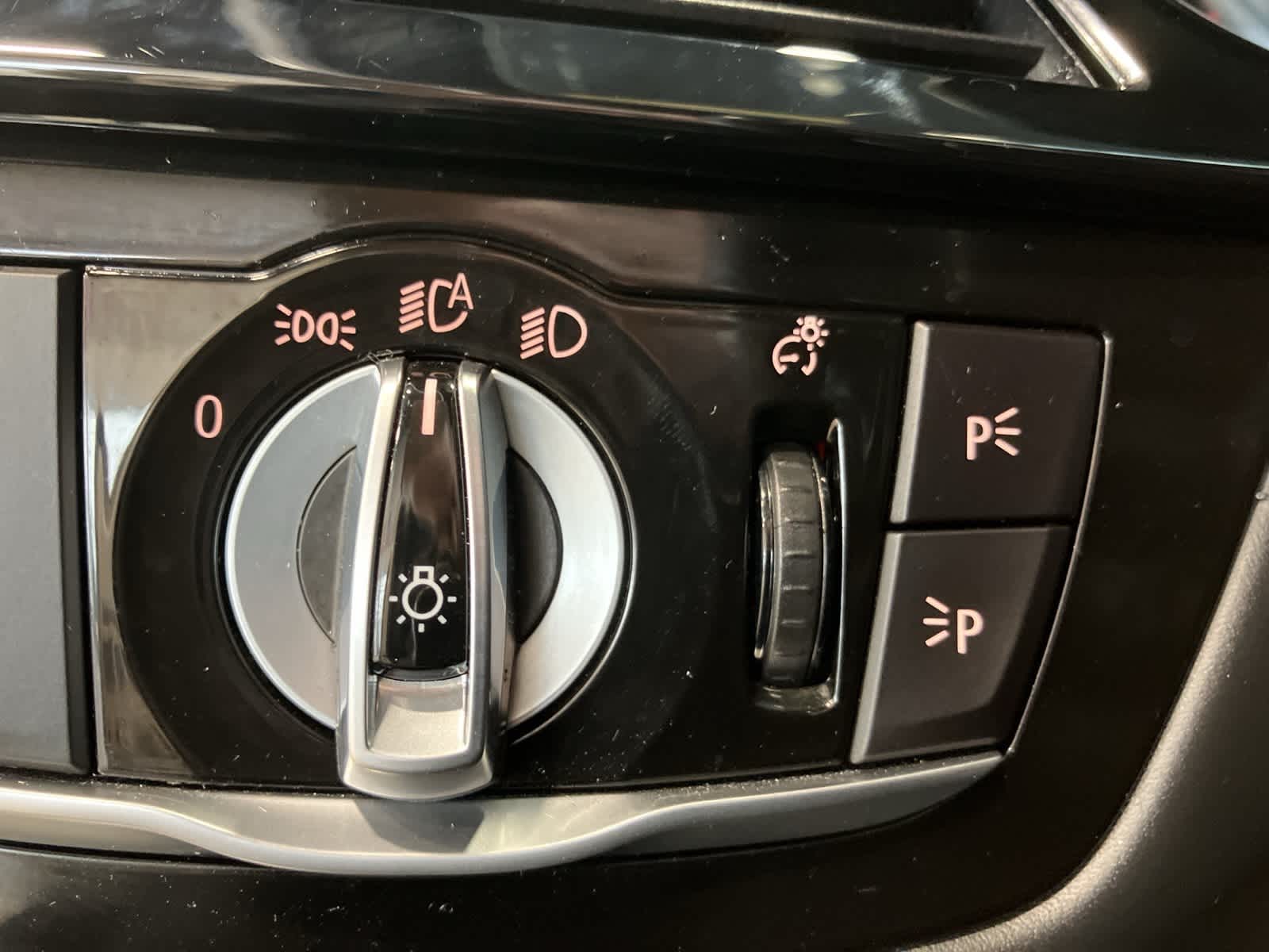 Thumbnail: 2019 BMW M5 - 17