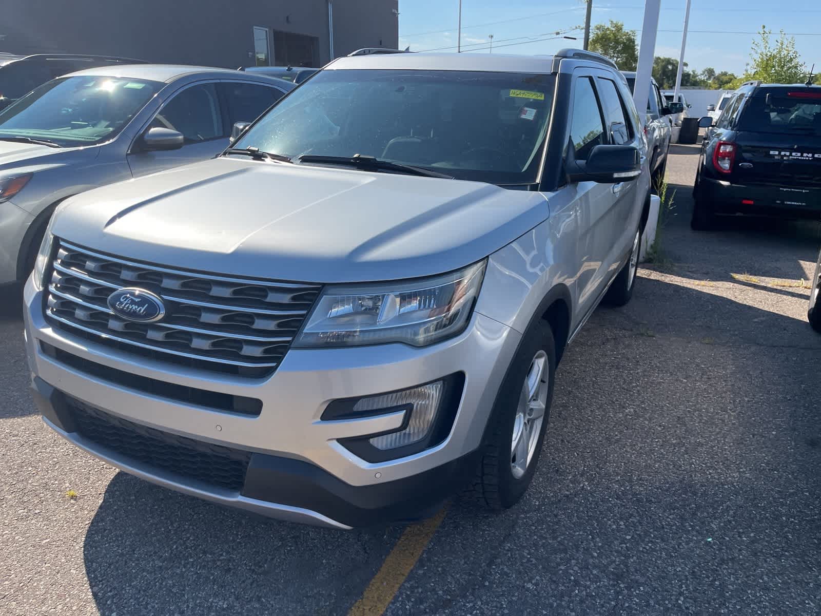 Thumbnail: 2017 Ford Explorer - 2