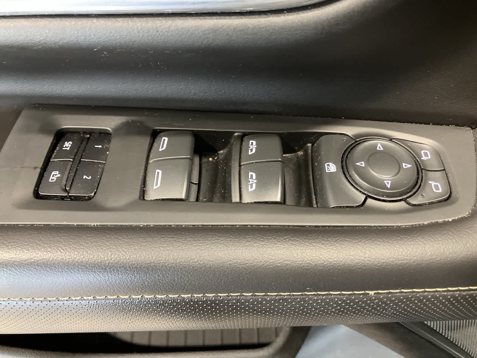 Thumbnail: 2021 GMC Yukon XL - 13