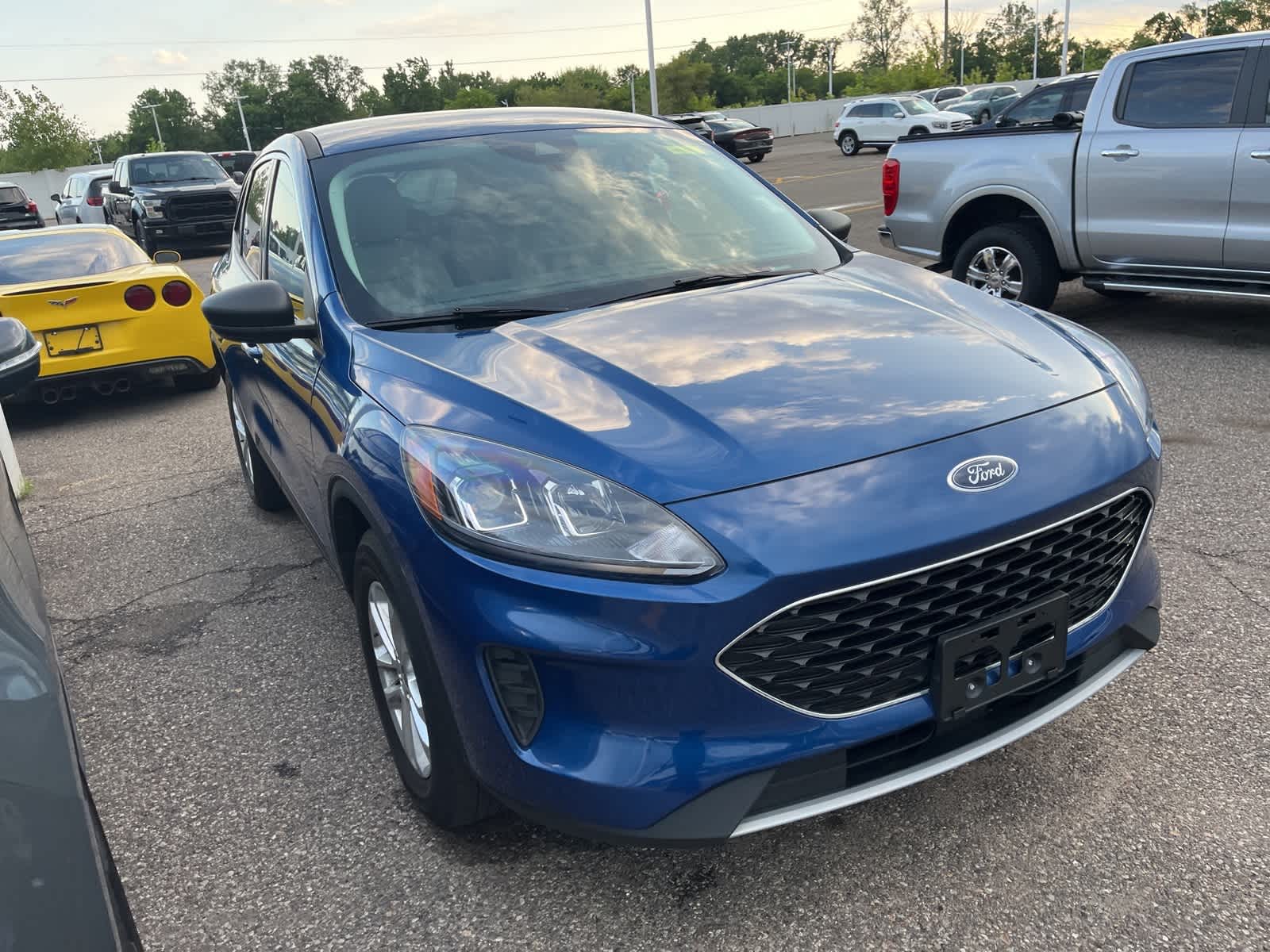 Thumbnail: 2022 Ford Escape - 21