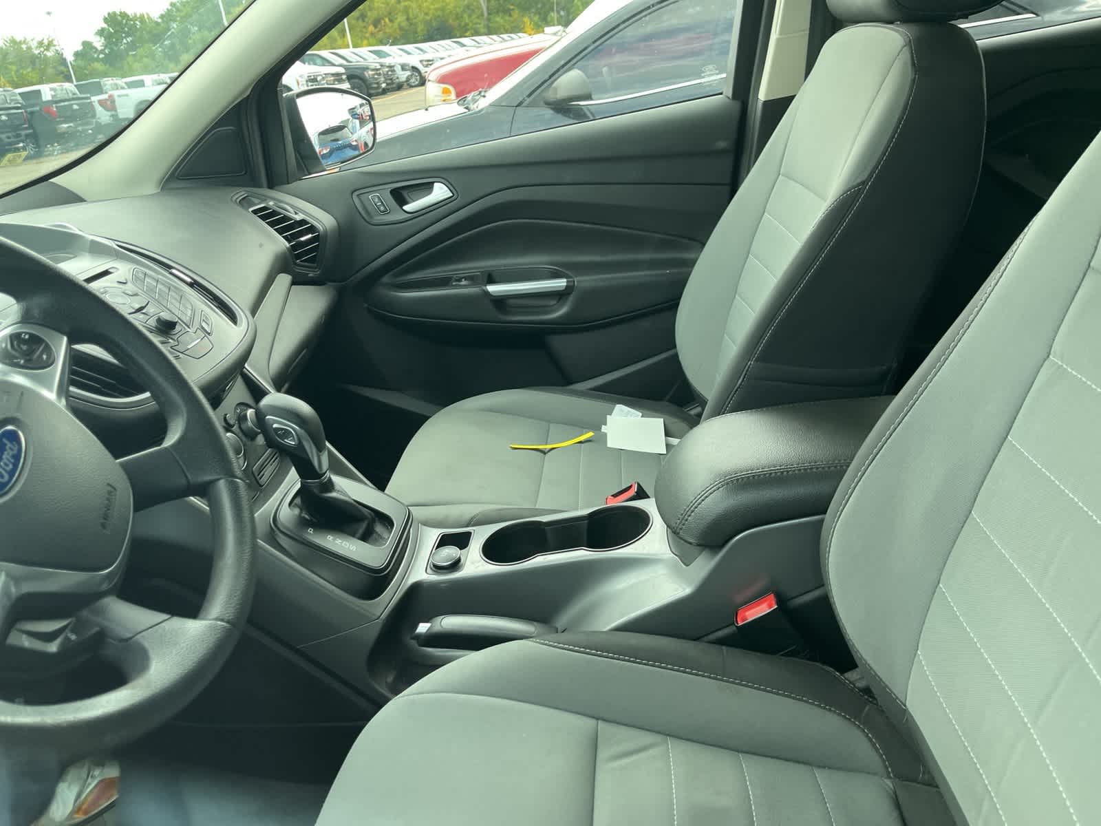 Thumbnail: 2016 Ford Escape - 23