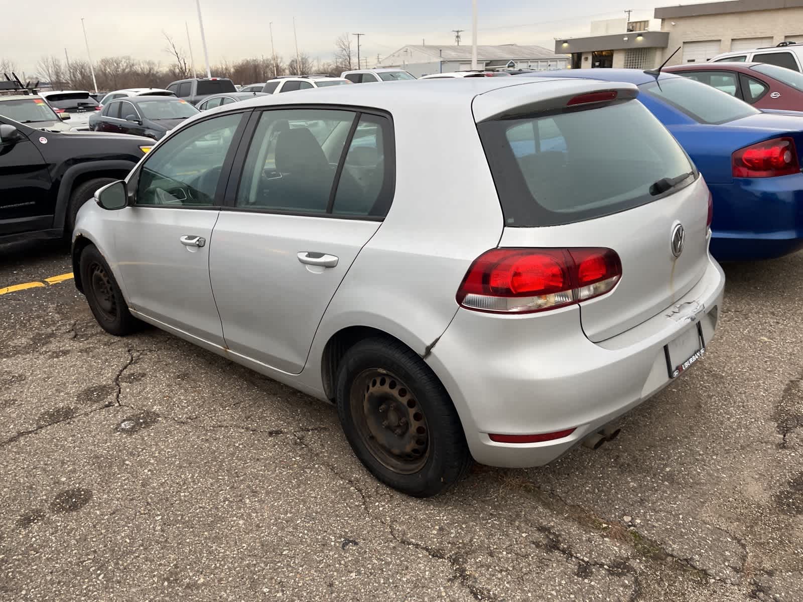 Thumbnail: 2010 Volkswagen Golf - 7