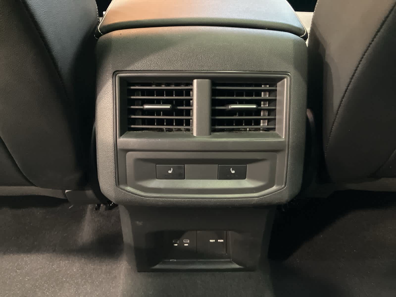 Thumbnail: 2023 Volkswagen Atlas - 29