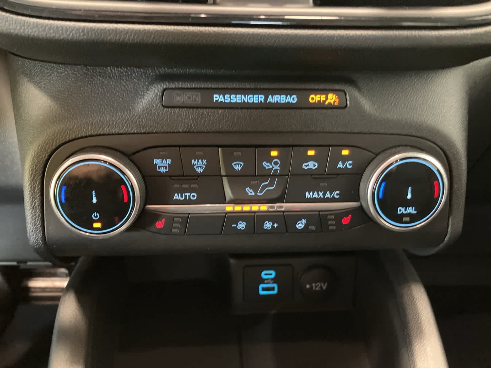 Thumbnail: 2023 Ford Escape - 17