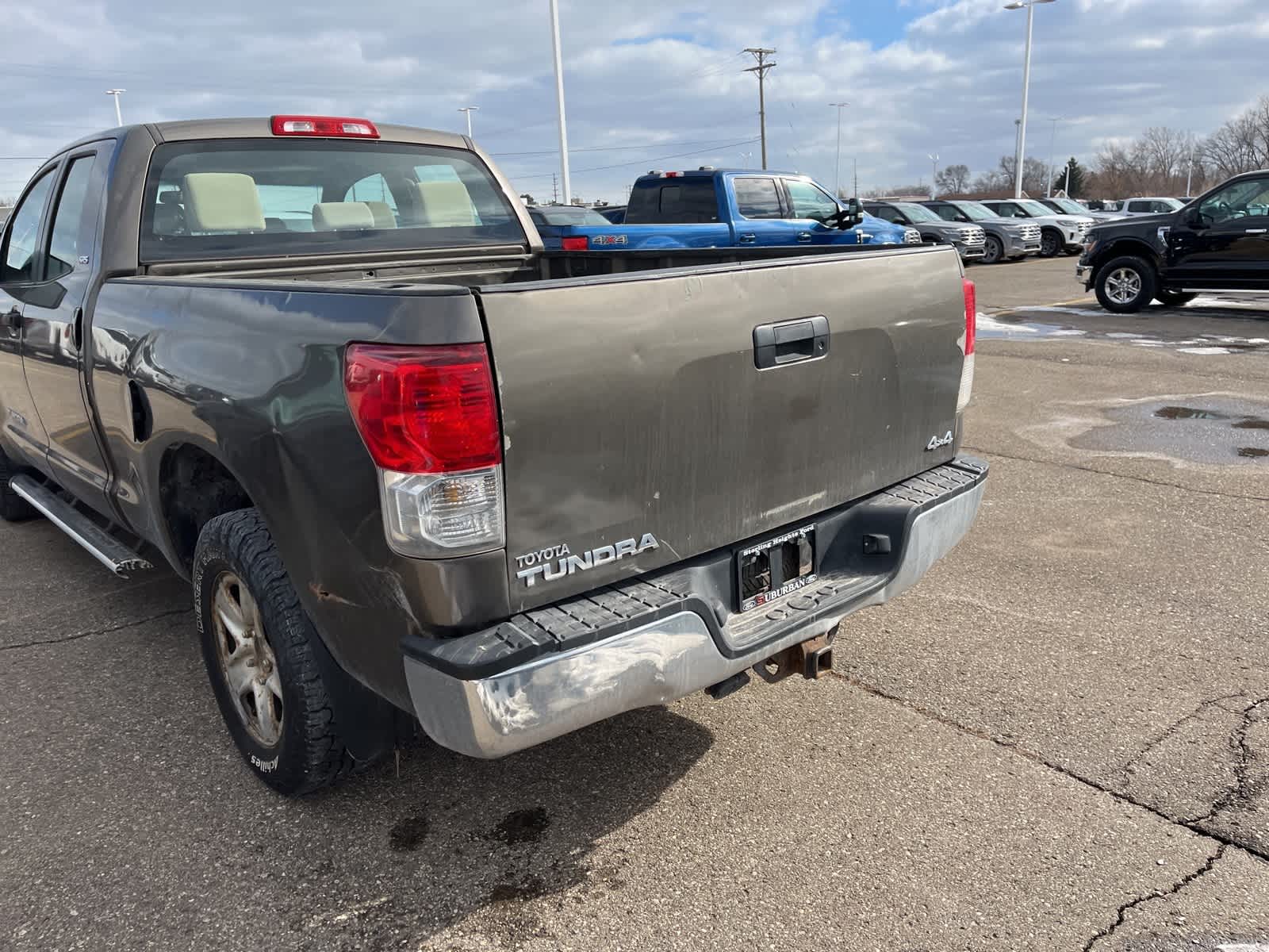 Thumbnail: 2010 Toyota Tundra - 12