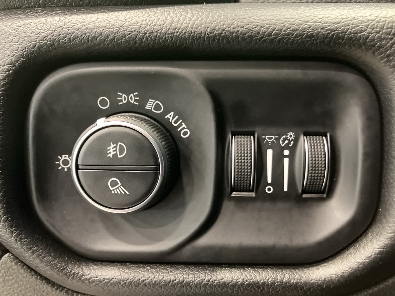 Thumbnail: 2019 RAM 1500 - 14