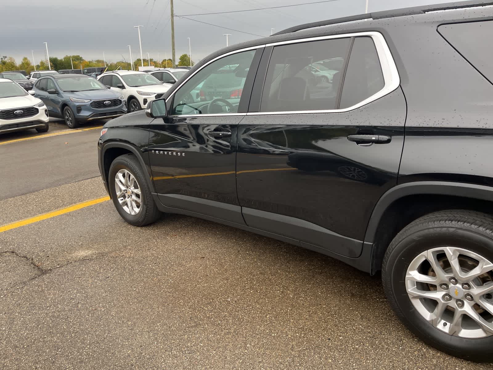 Thumbnail: 2021 Chevrolet Traverse - 12