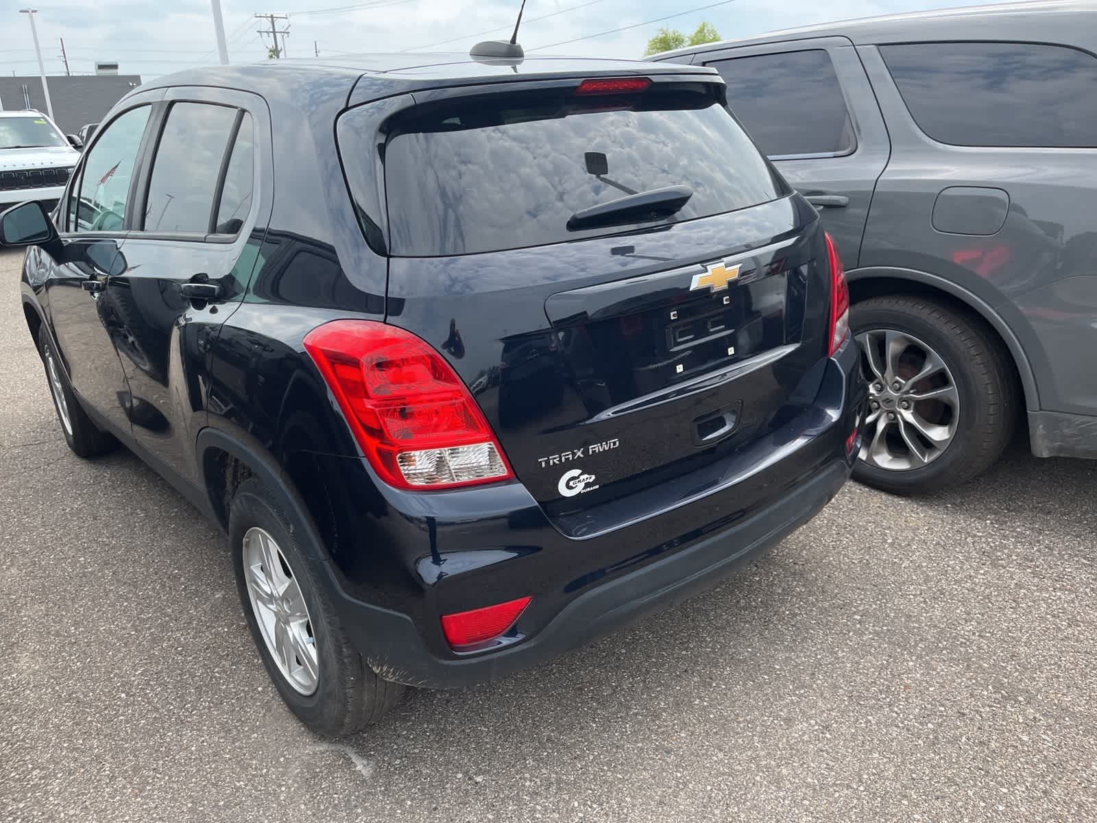 Thumbnail: 2021 Chevrolet Trax - 10