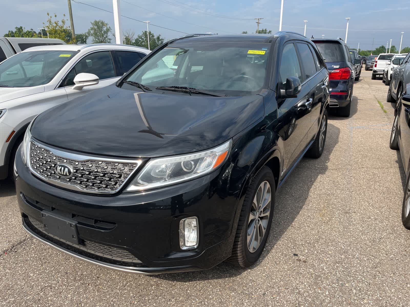 Thumbnail: 2015 Kia Sorento - 2