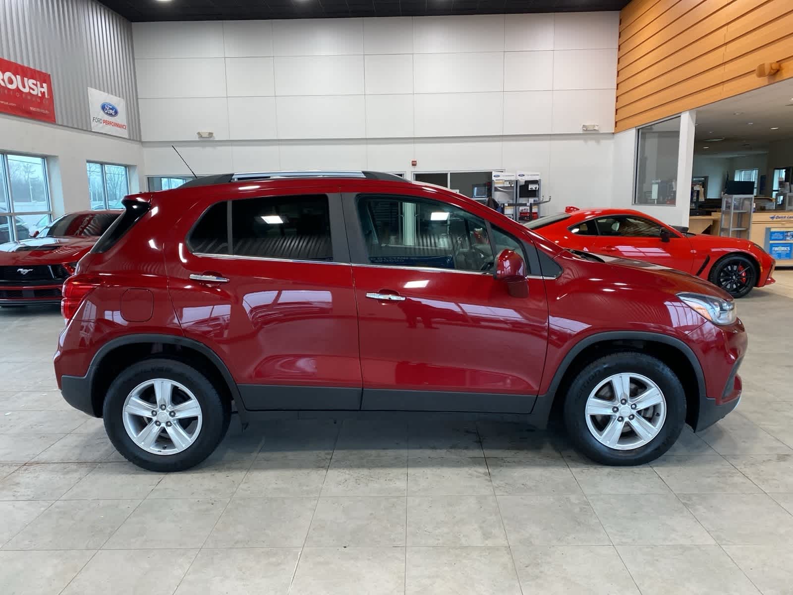 Thumbnail: 2020 Chevrolet Trax - 6