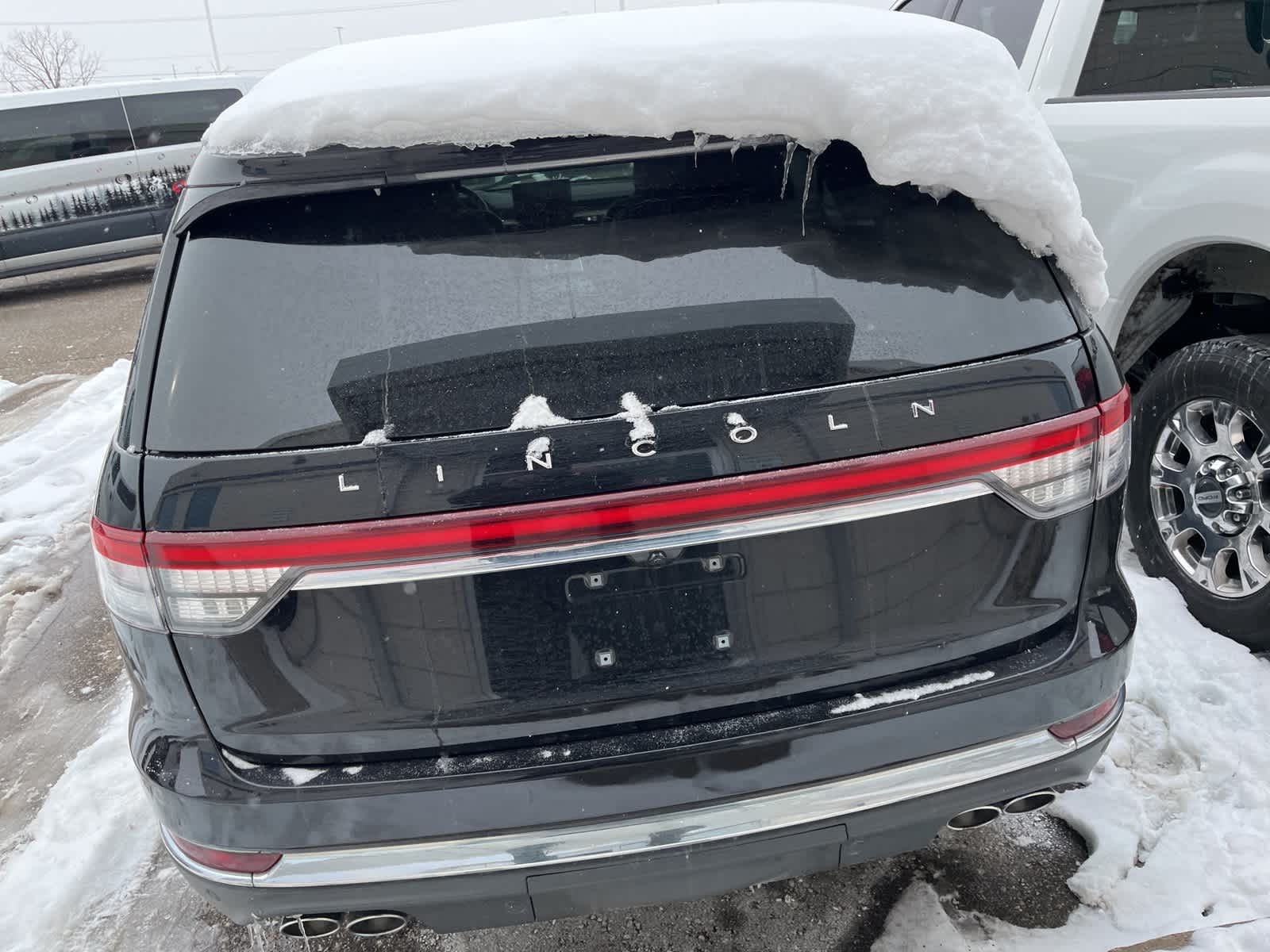 Thumbnail: 2020 Lincoln Aviator - 11