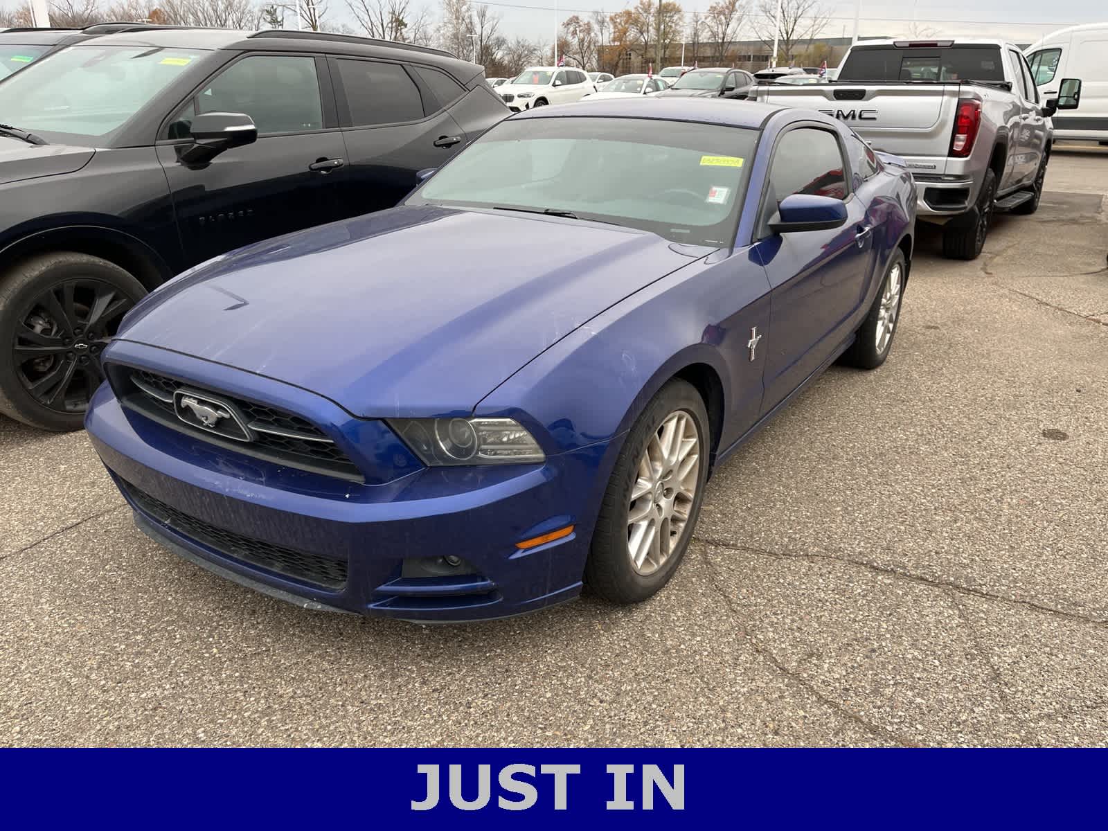 2013 Ford Mustang Premium -
                  Sterling Heights, MI
