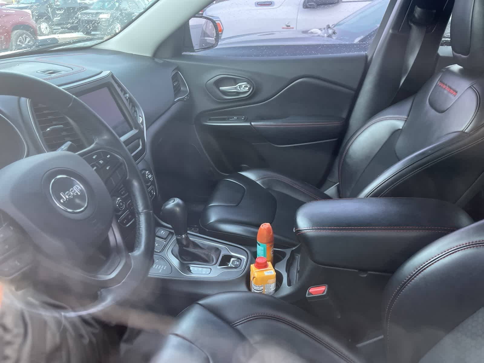 Thumbnail: 2020 Jeep Cherokee - 27