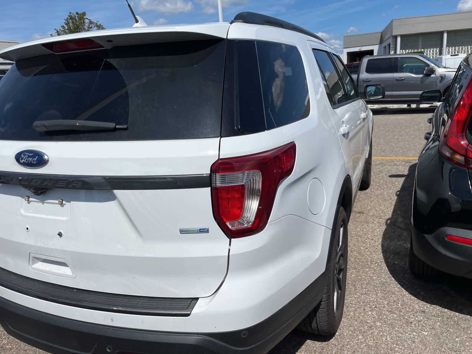 Thumbnail: 2018 Ford Explorer - 13