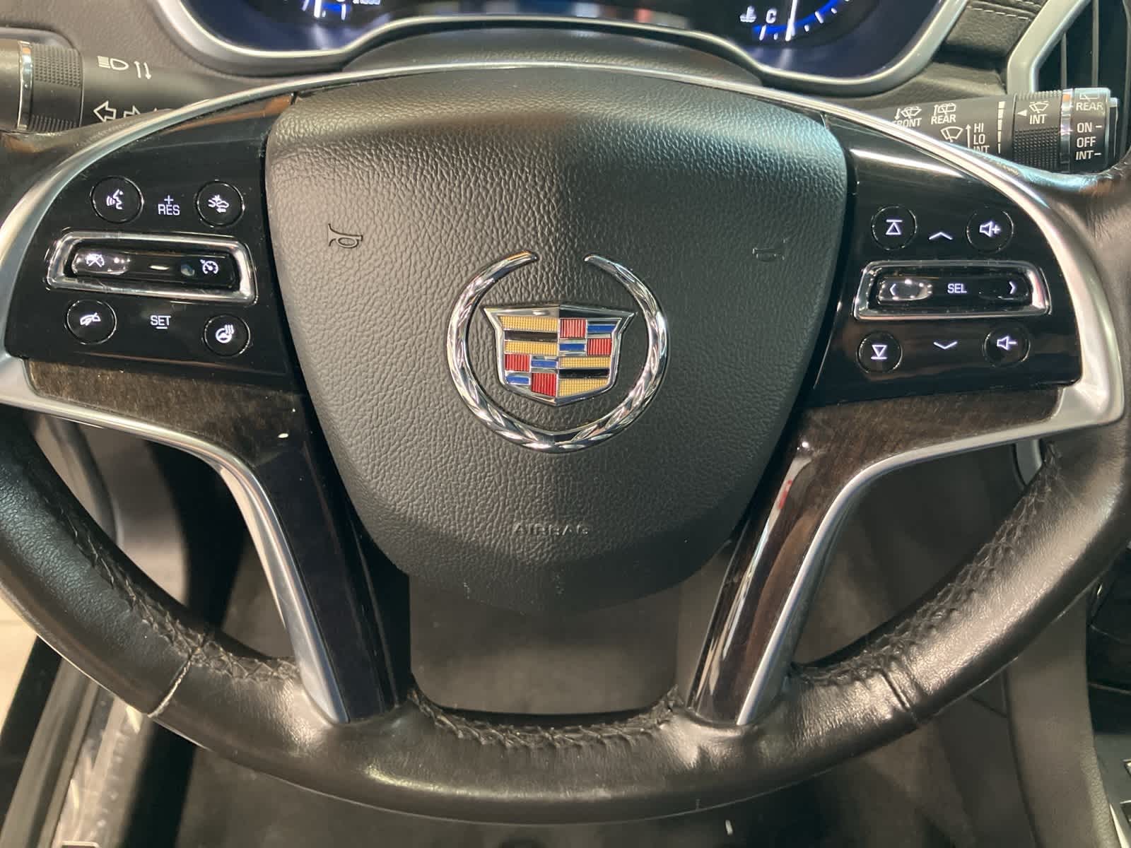 Thumbnail: 2016 Cadillac SRX - 16