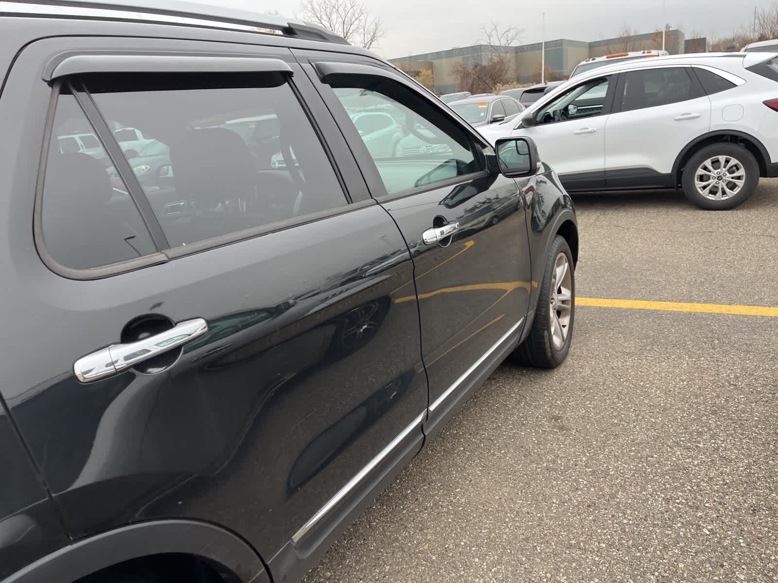 Thumbnail: 2014 Ford Explorer - 18