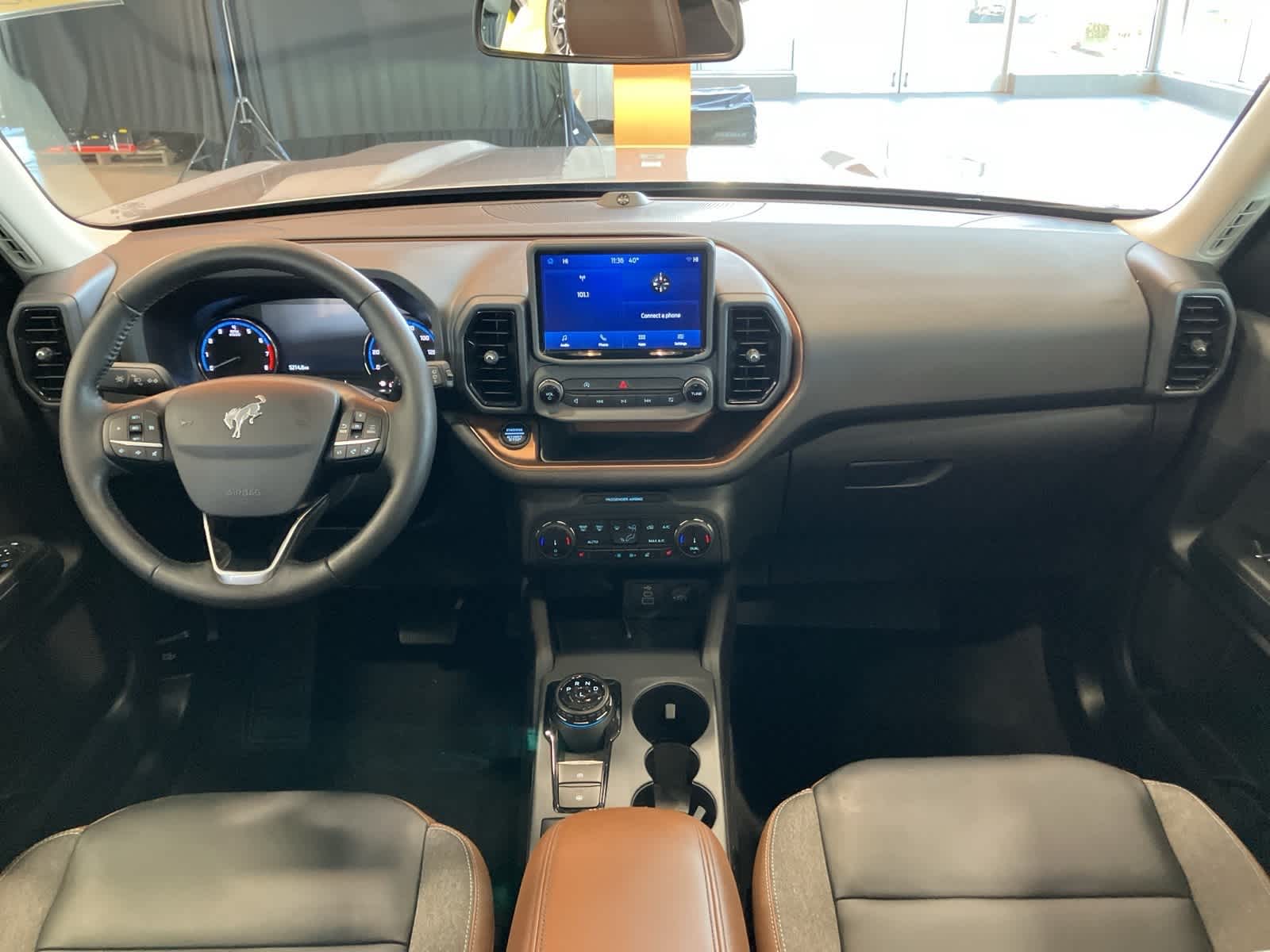 Thumbnail: 2023 Ford Bronco Sport - 28