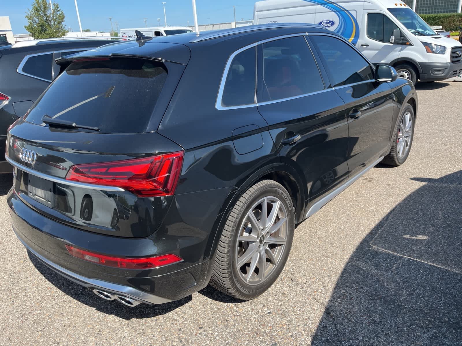 Thumbnail: 2021 Audi SQ5 - 12