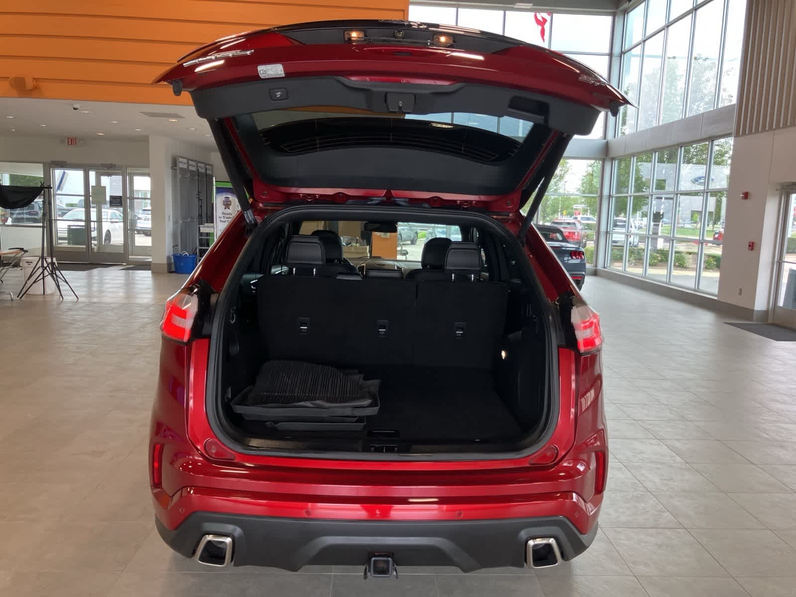 Thumbnail: 2019 Ford Edge - 27