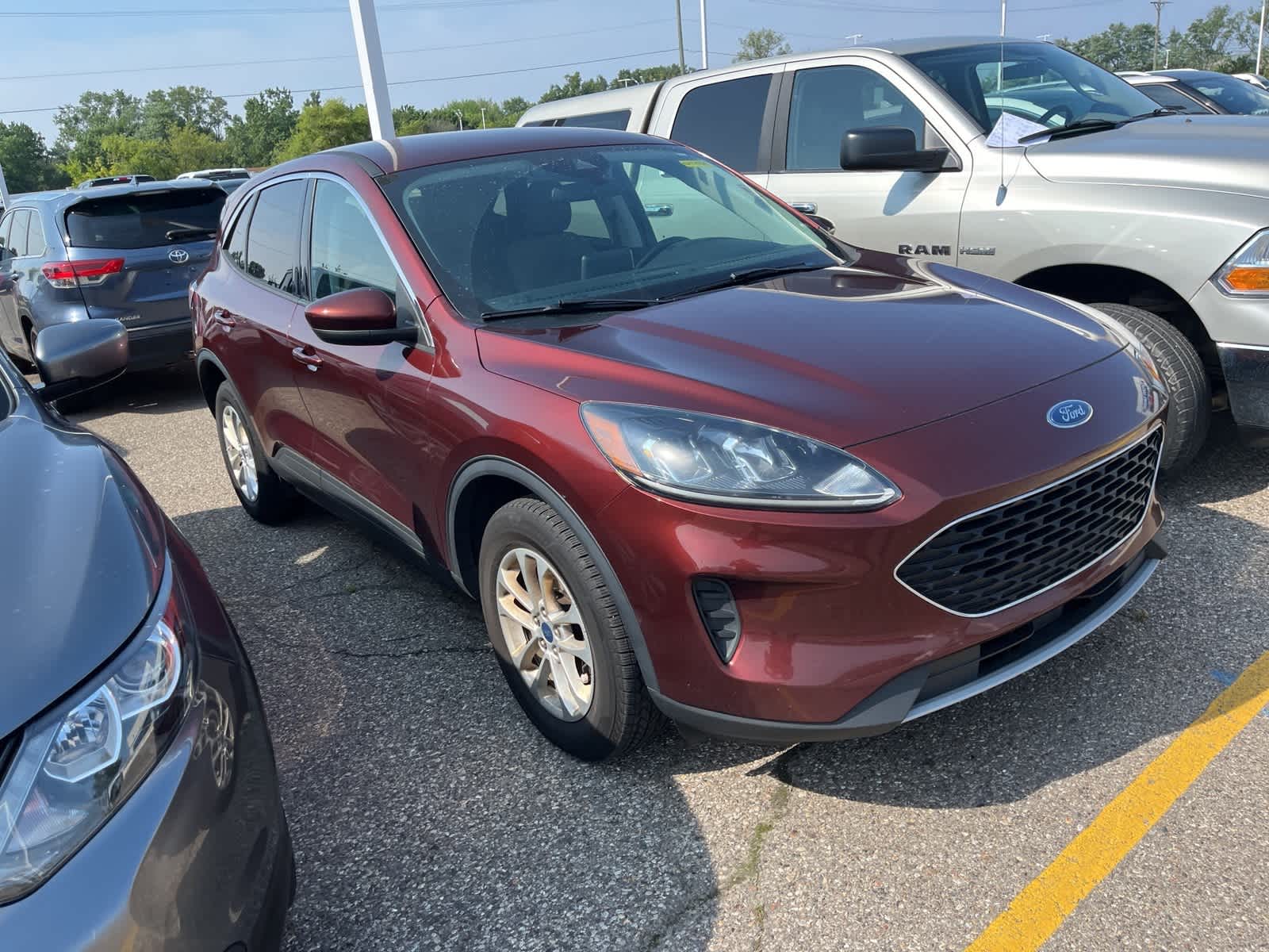 Thumbnail: 2021 Ford Escape - 16