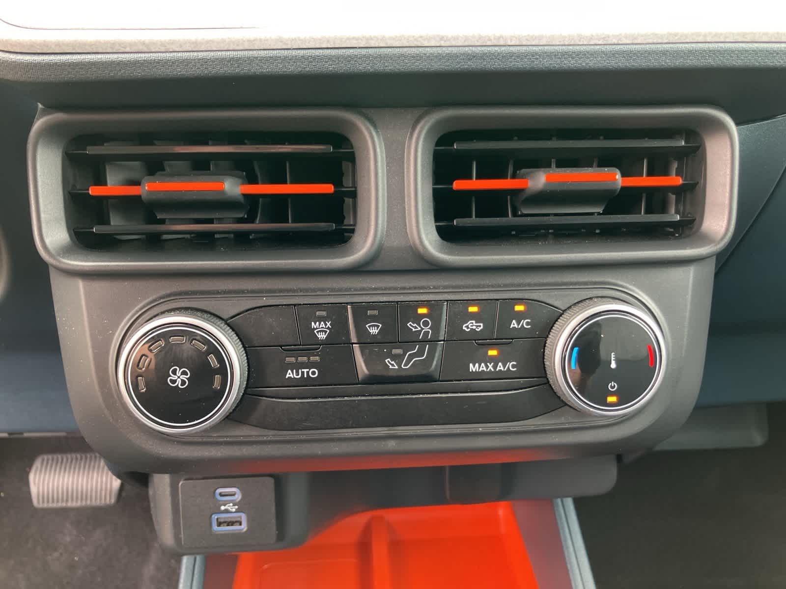 2023 Ford Maverick XLT 16