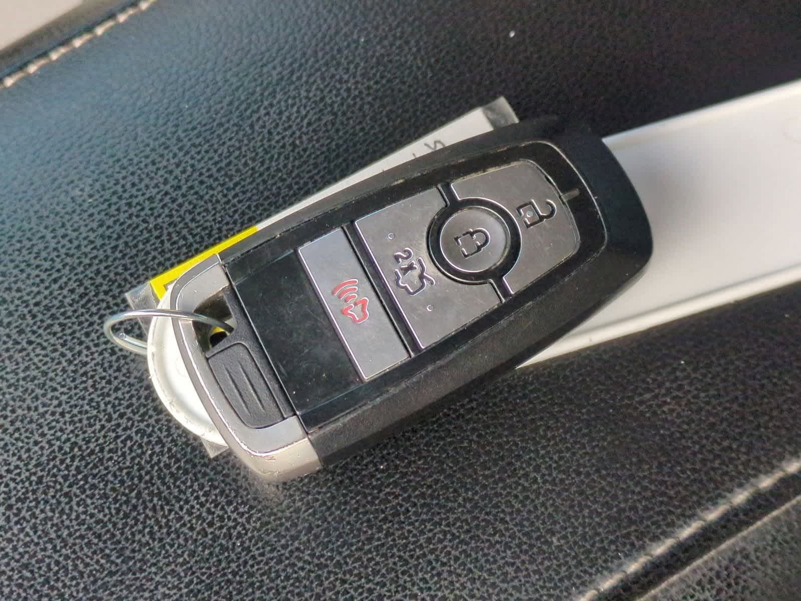 Thumbnail: 2020 Ford Fusion - 33