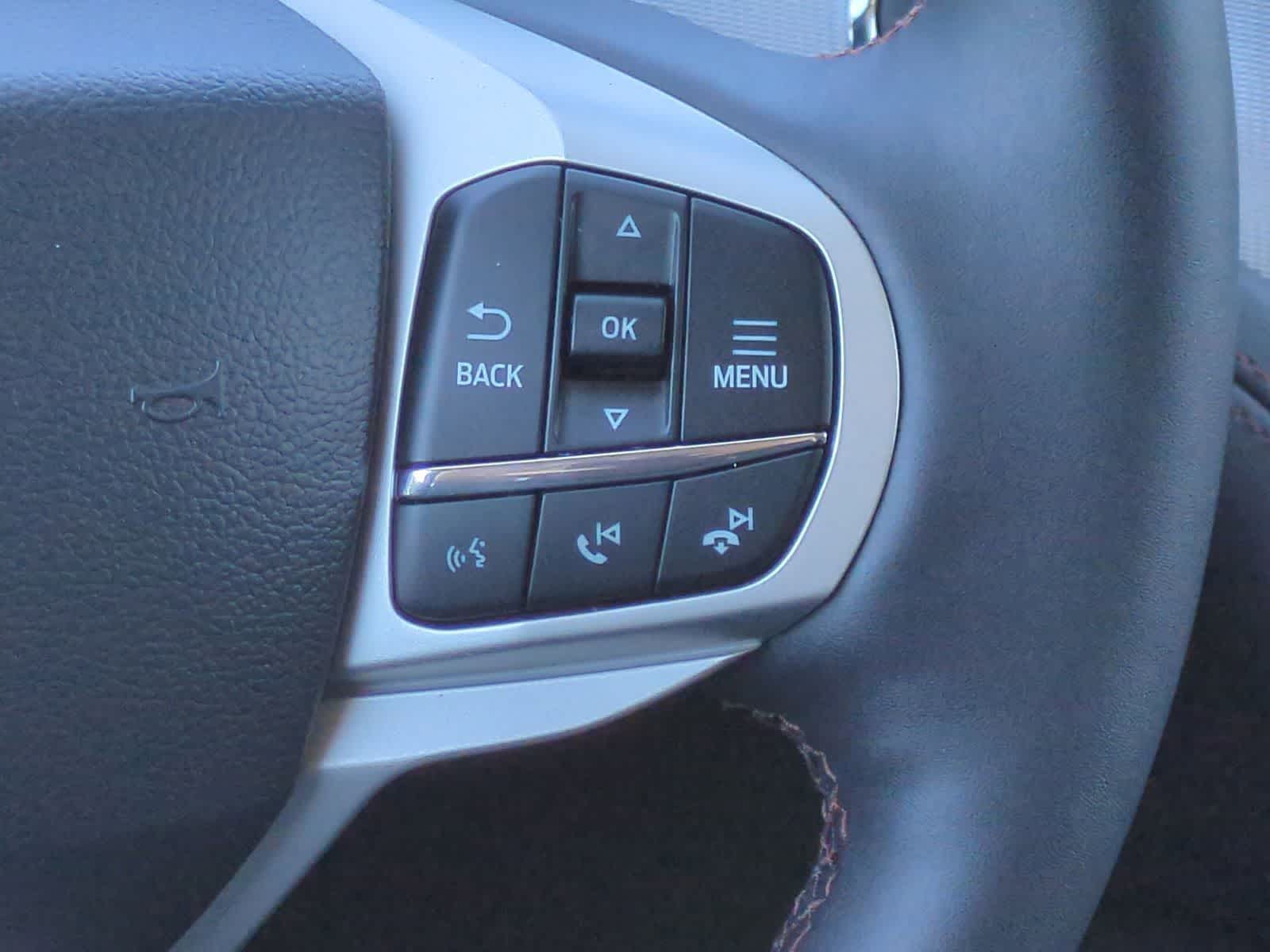 Thumbnail: 2026 Ford Explorer - 24