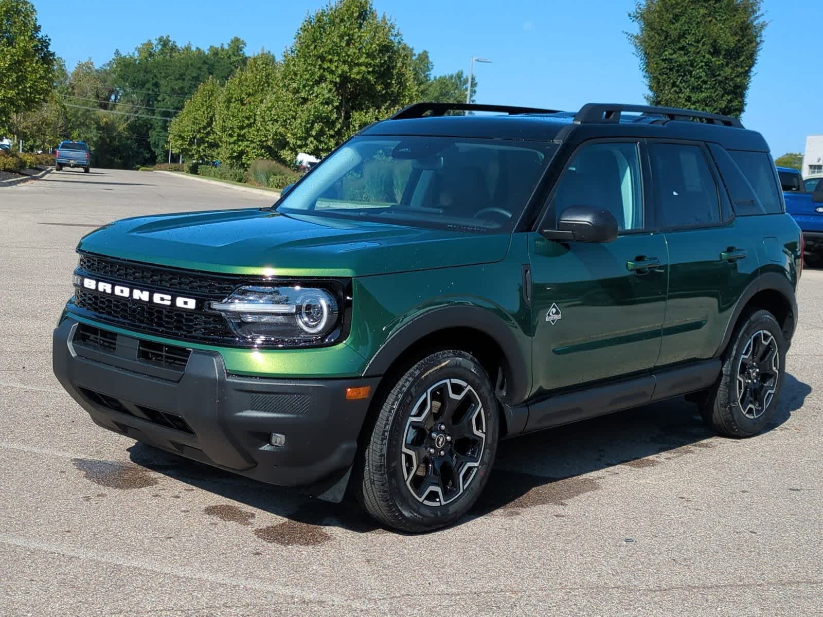 2025 Ford Bronco Sport Outer Banks photo 3