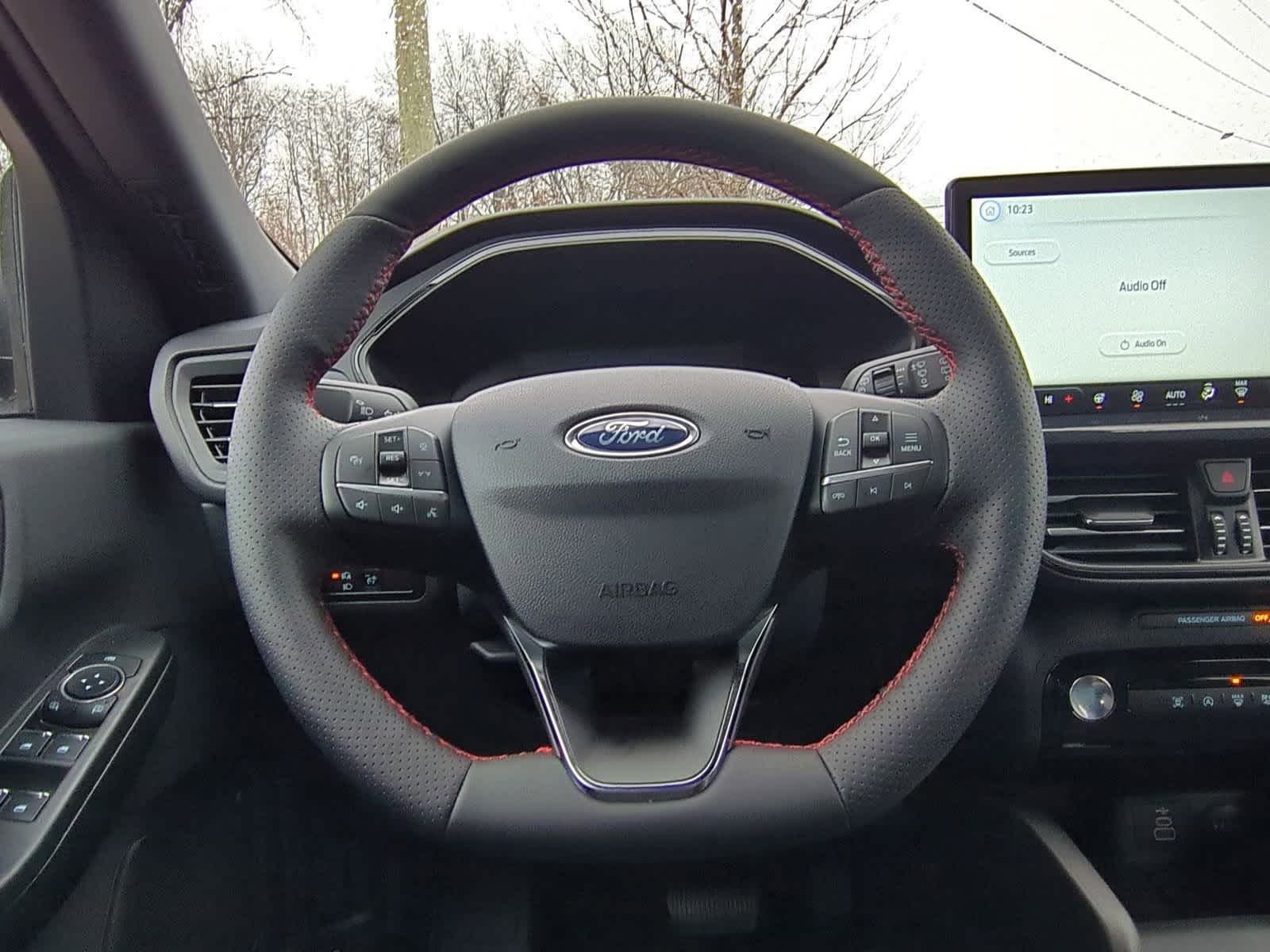 2025 Ford Escape ST-Line 21