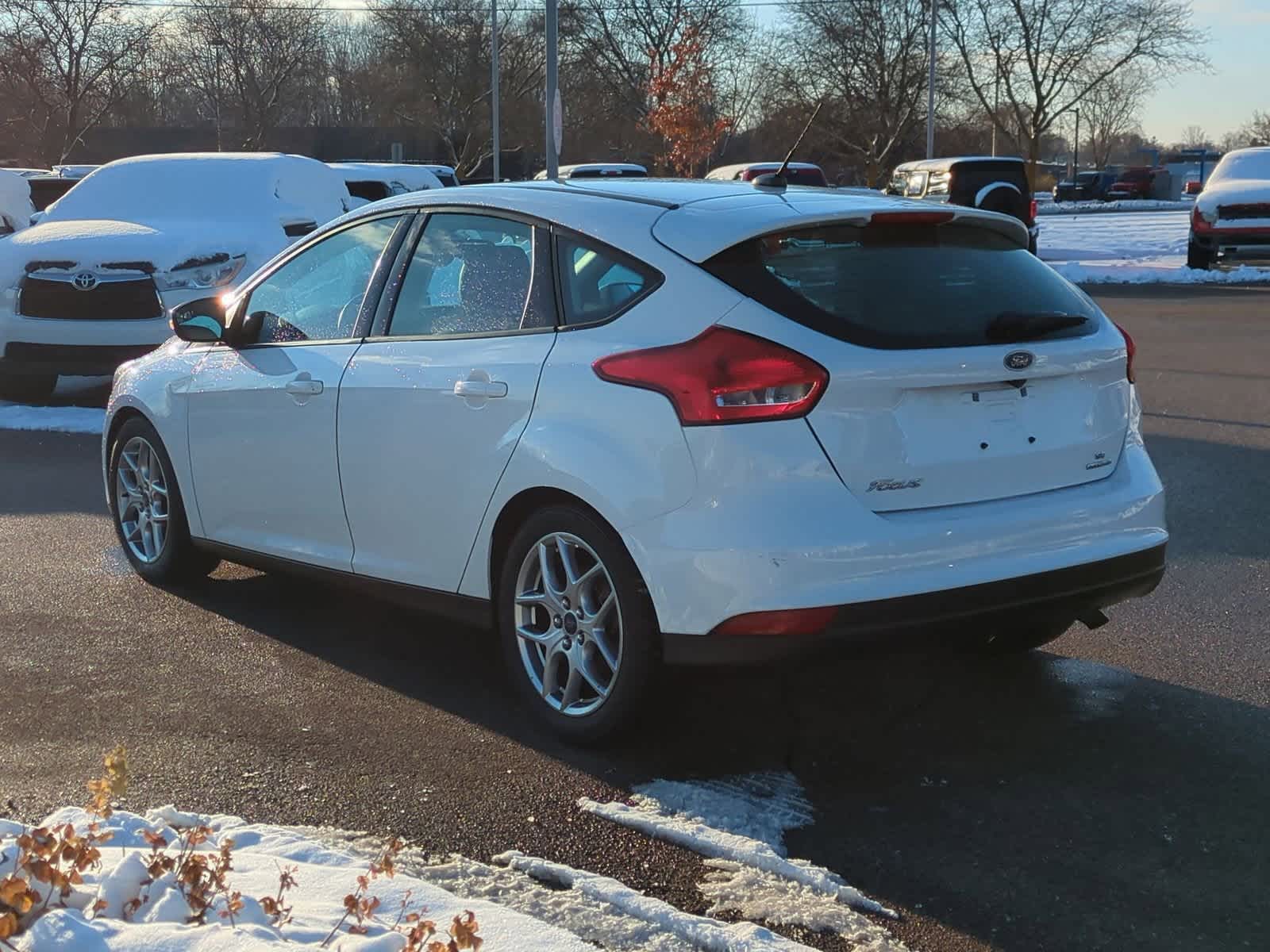 Thumbnail: 2015 Ford Focus - 6