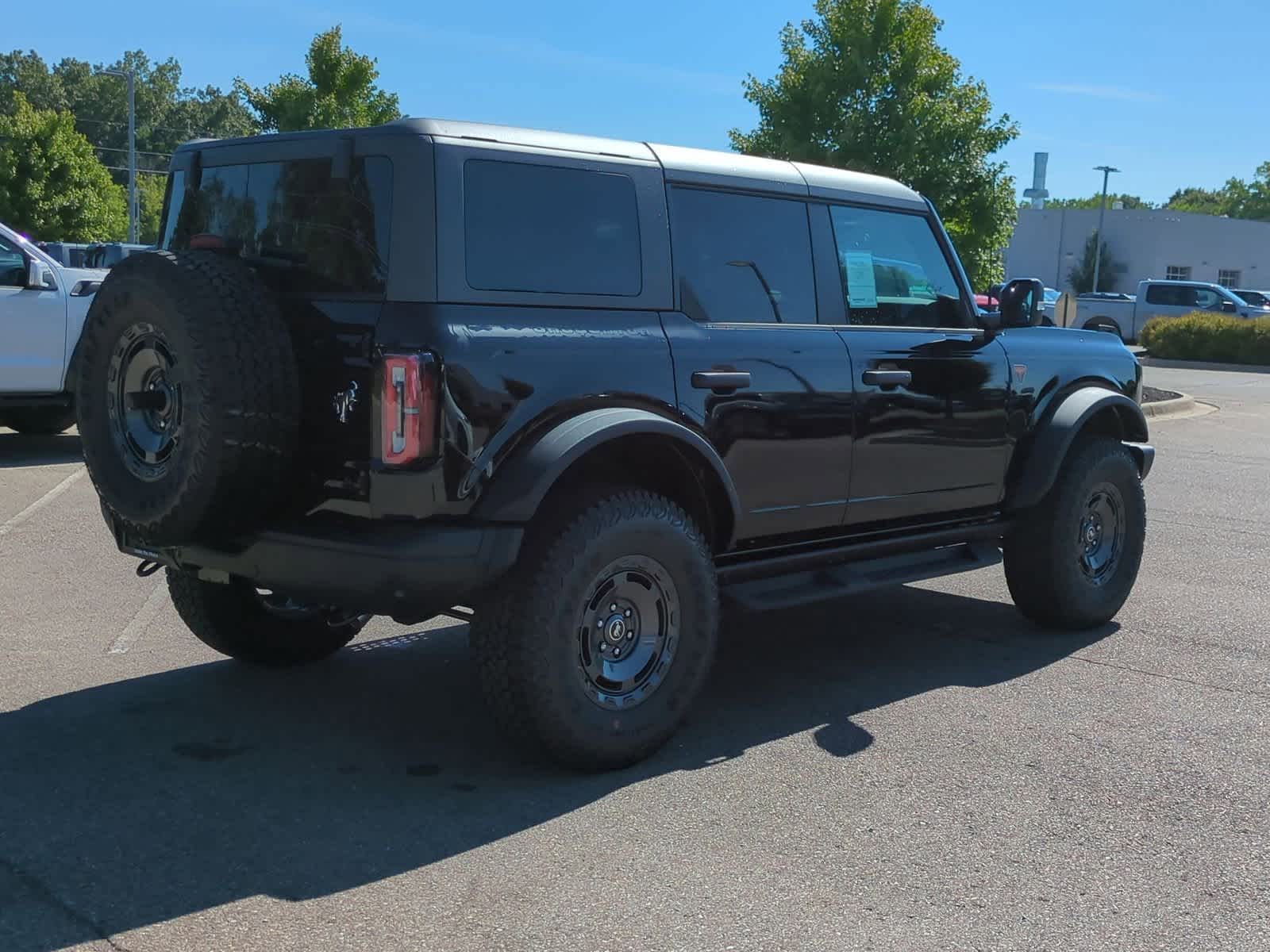 Thumbnail: 2025 Ford Bronco - 8