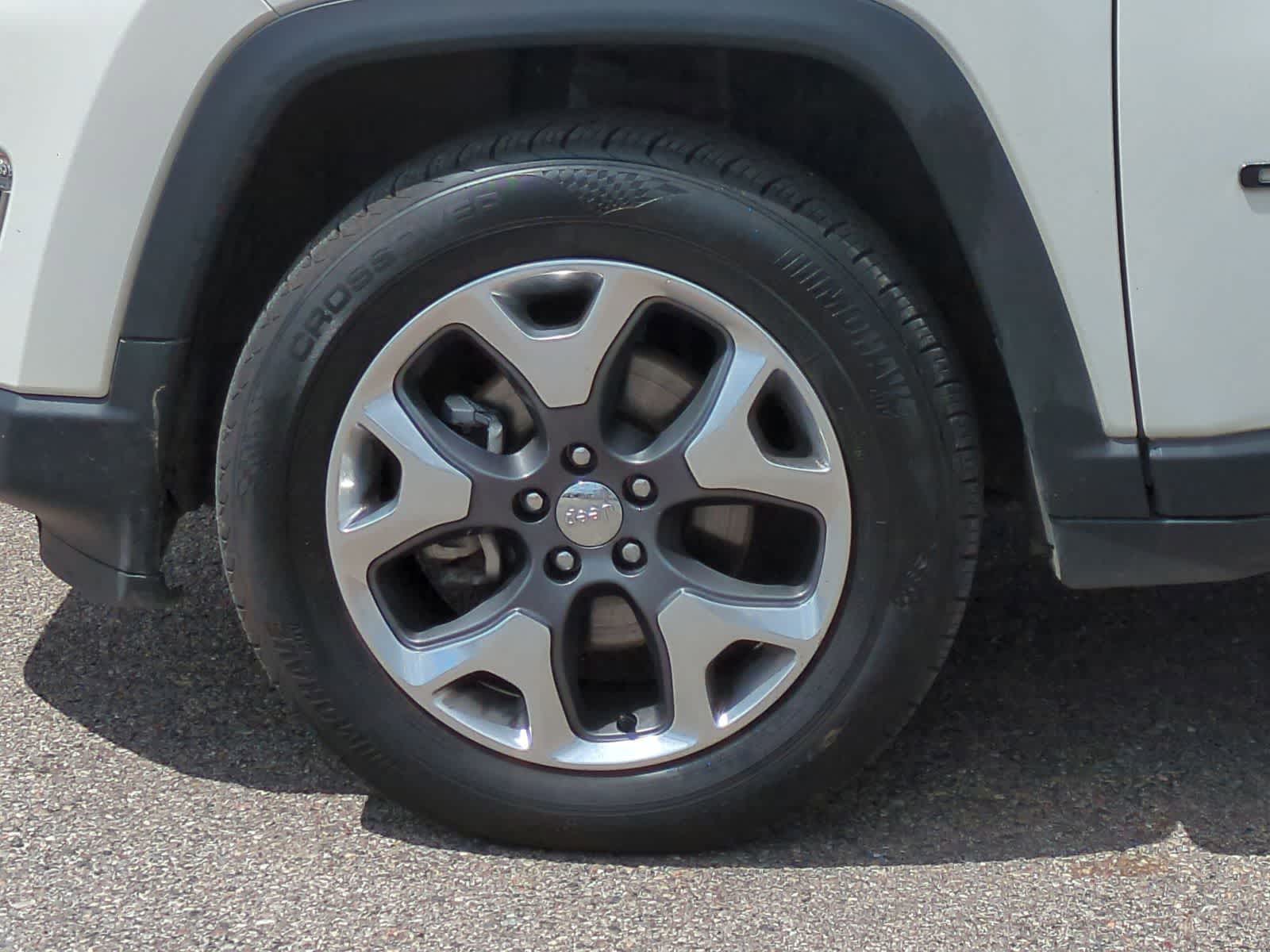 Thumbnail: 2019 Jeep Compass - 14